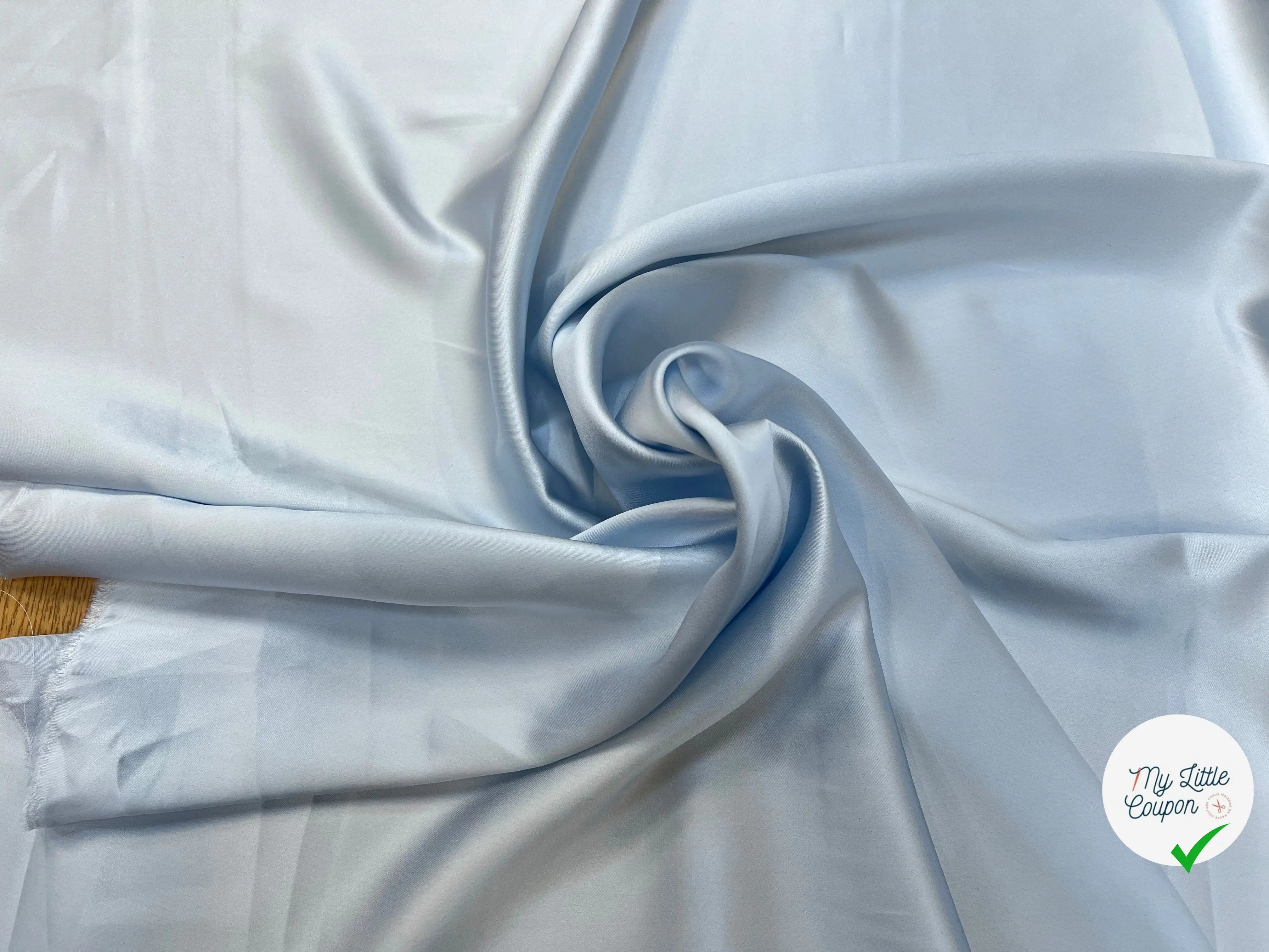 CREPE VISCOSE ENVERS SATIN BLEU CLAIR - My Little Coupon