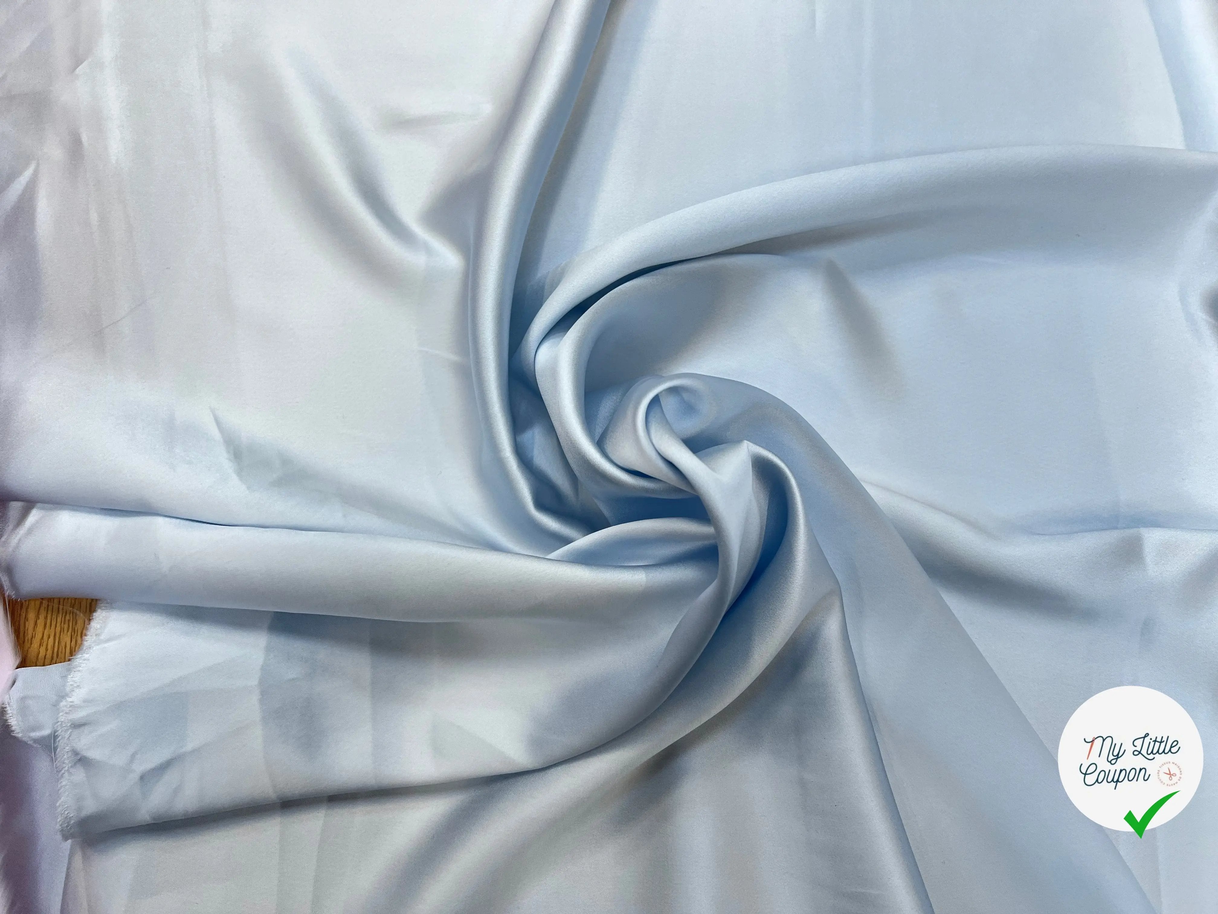 CREPE VISCOSE ENVERS SATIN BLEU CLAIR - My Little Coupon