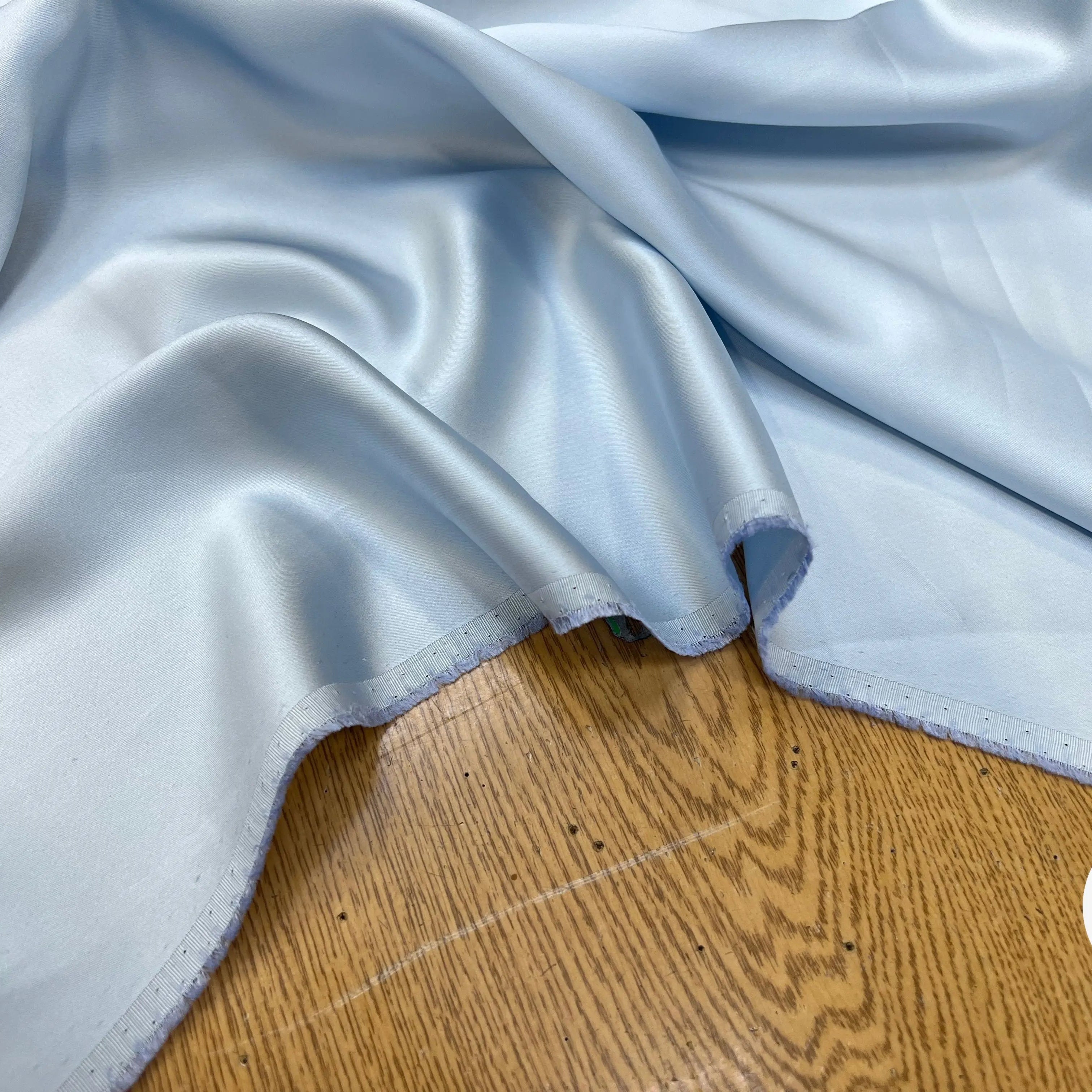 CREPE VISCOSE ENVERS SATIN BLEU CLAIR - My Little Coupon
