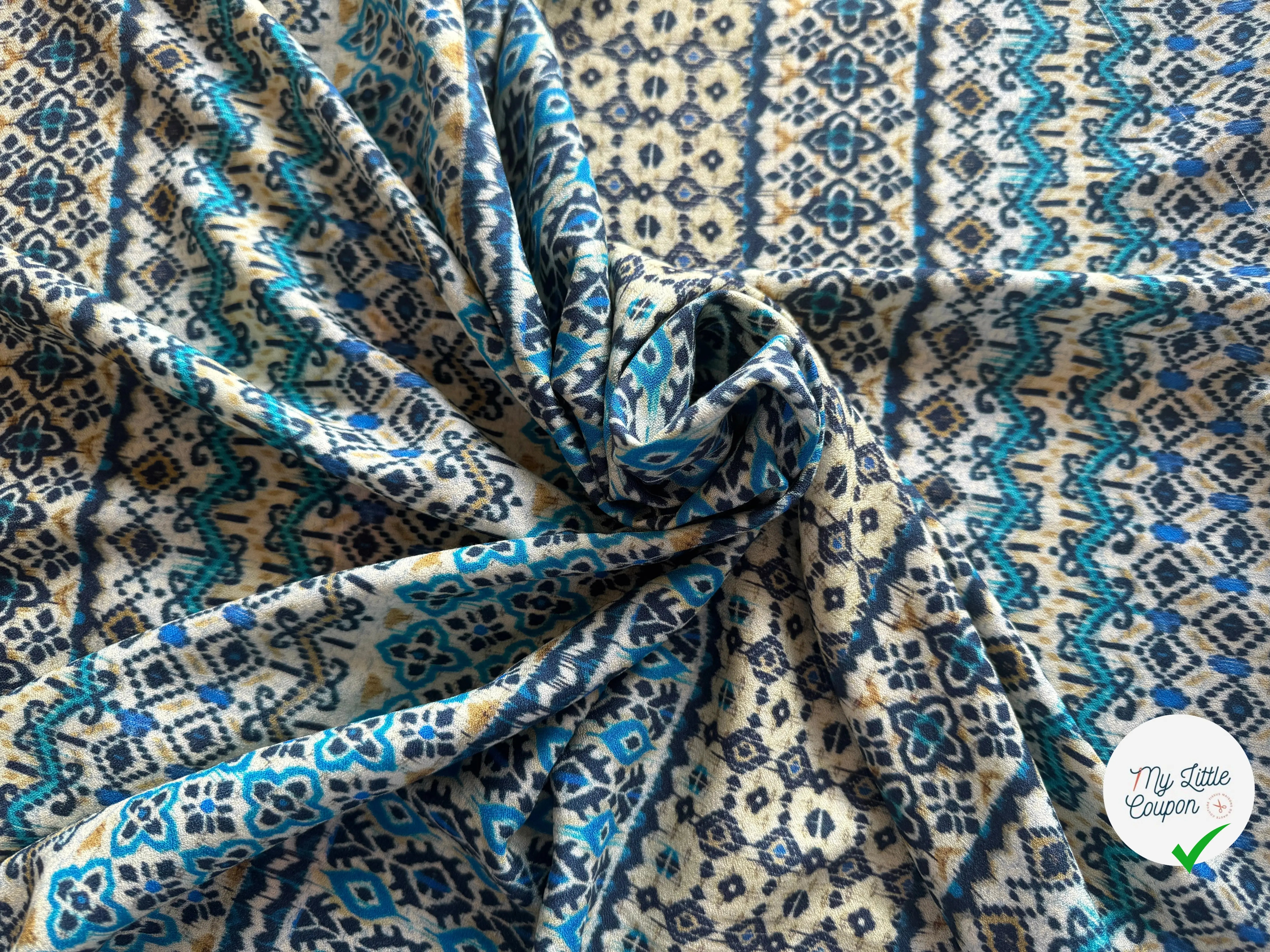 CRÊPE VISCOSE ETNIK DIVERS BLEU - My Little Coupon