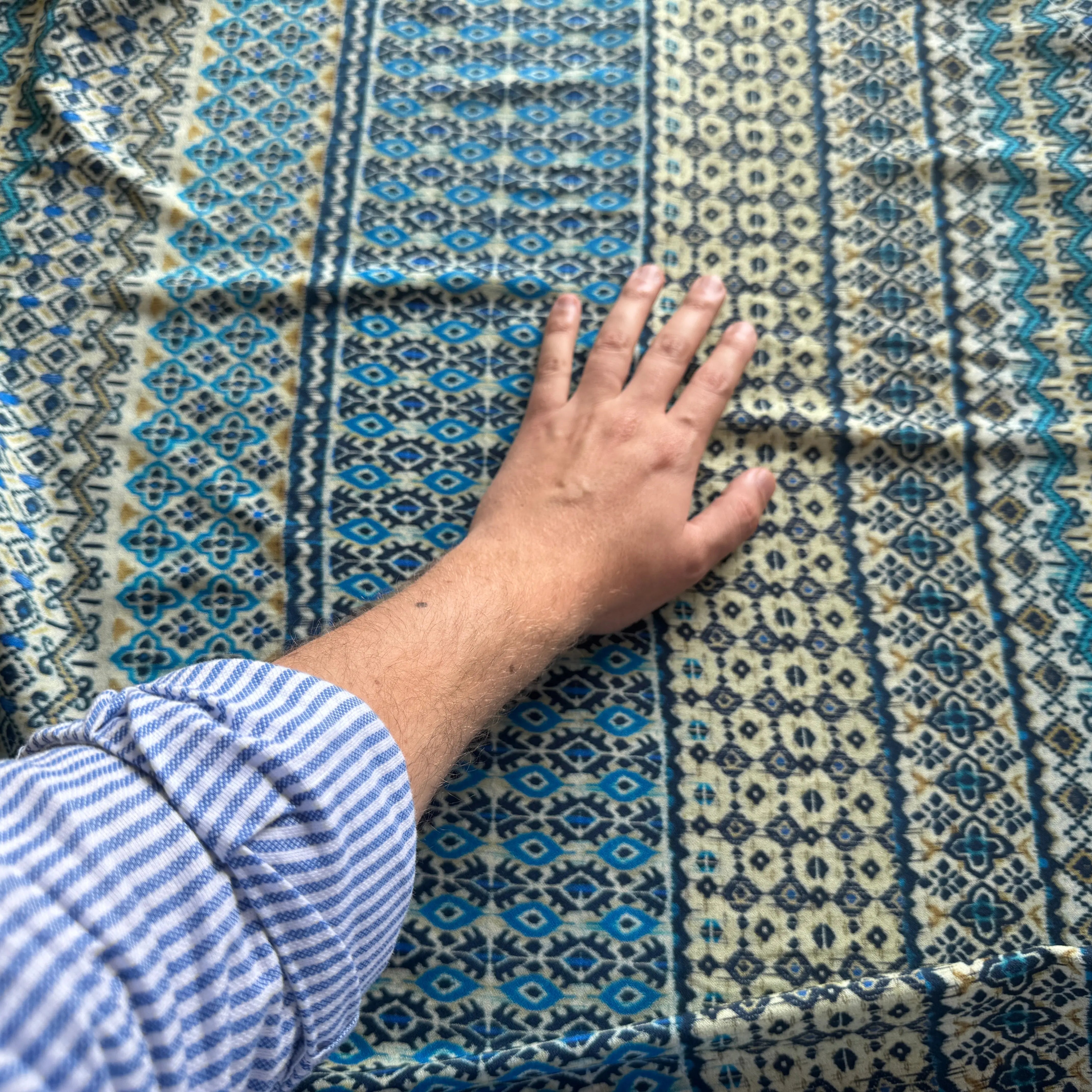 CRÊPE VISCOSE ETNIK DIVERS BLEU - My Little Coupon