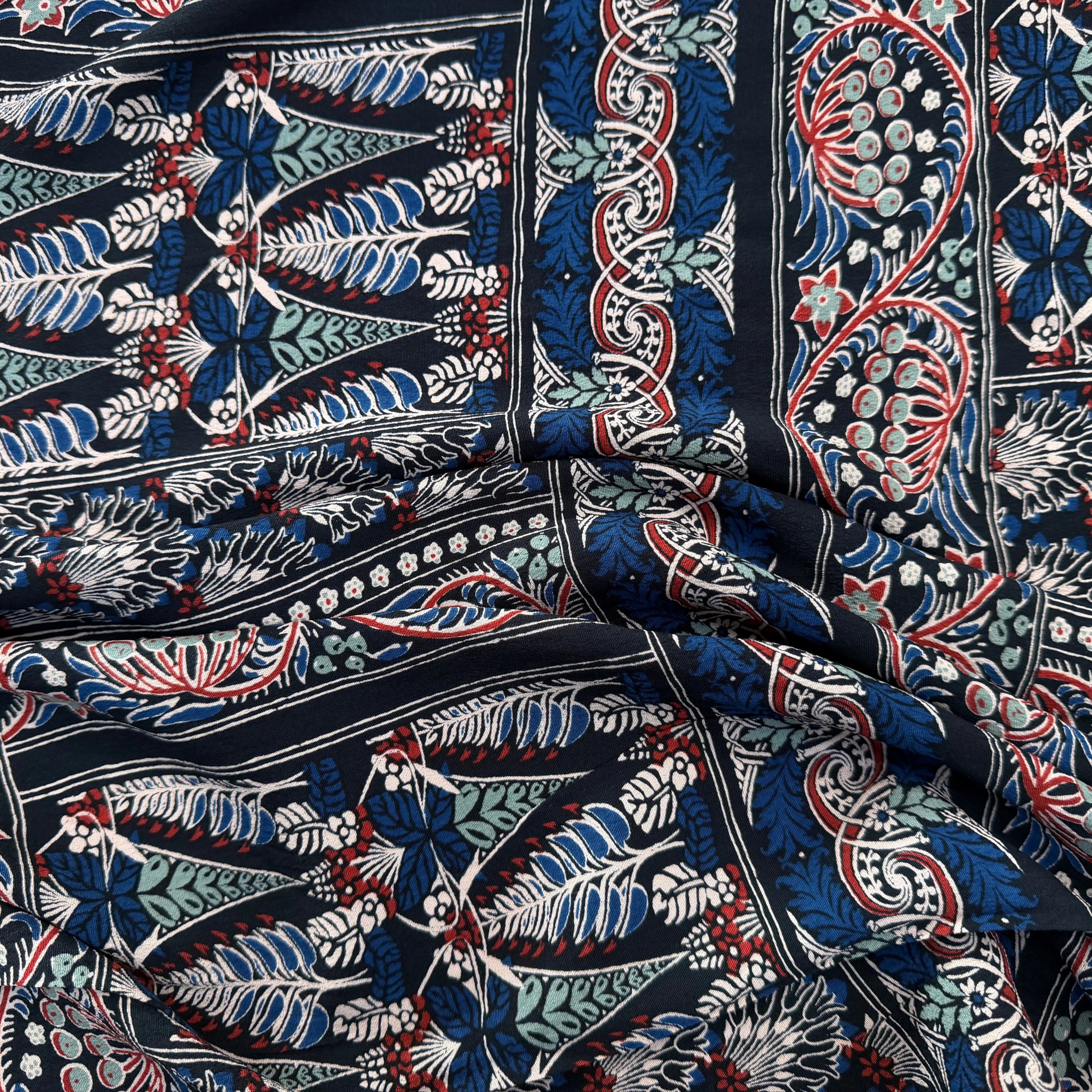 CREPE VISCOSE FEUILLAGE 130CM - My Little Coupon