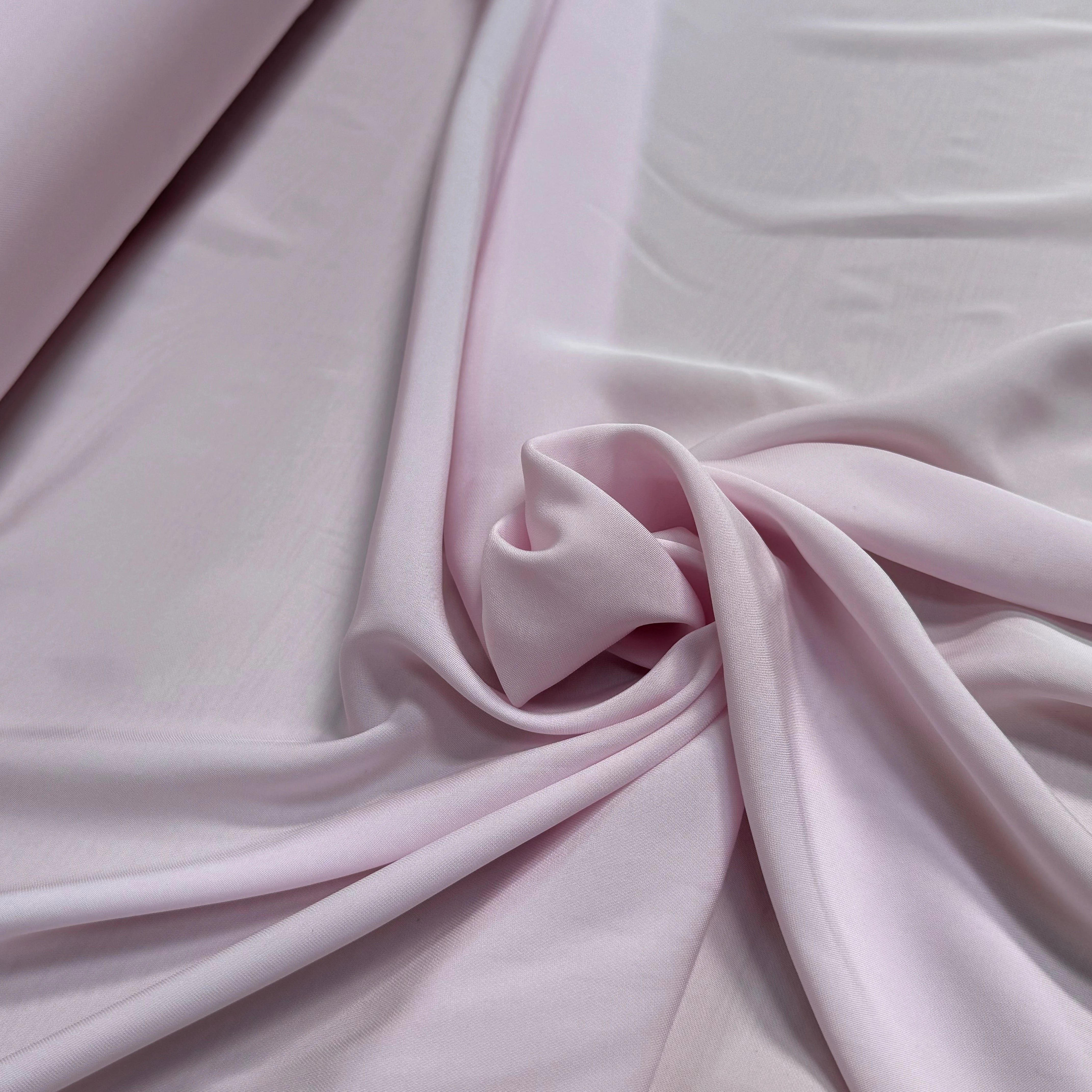 CREPE VISCOSE FLUIDE ASPECT PEACHSKIN 18% SOIE LIGHT PINK - My Little Coupon