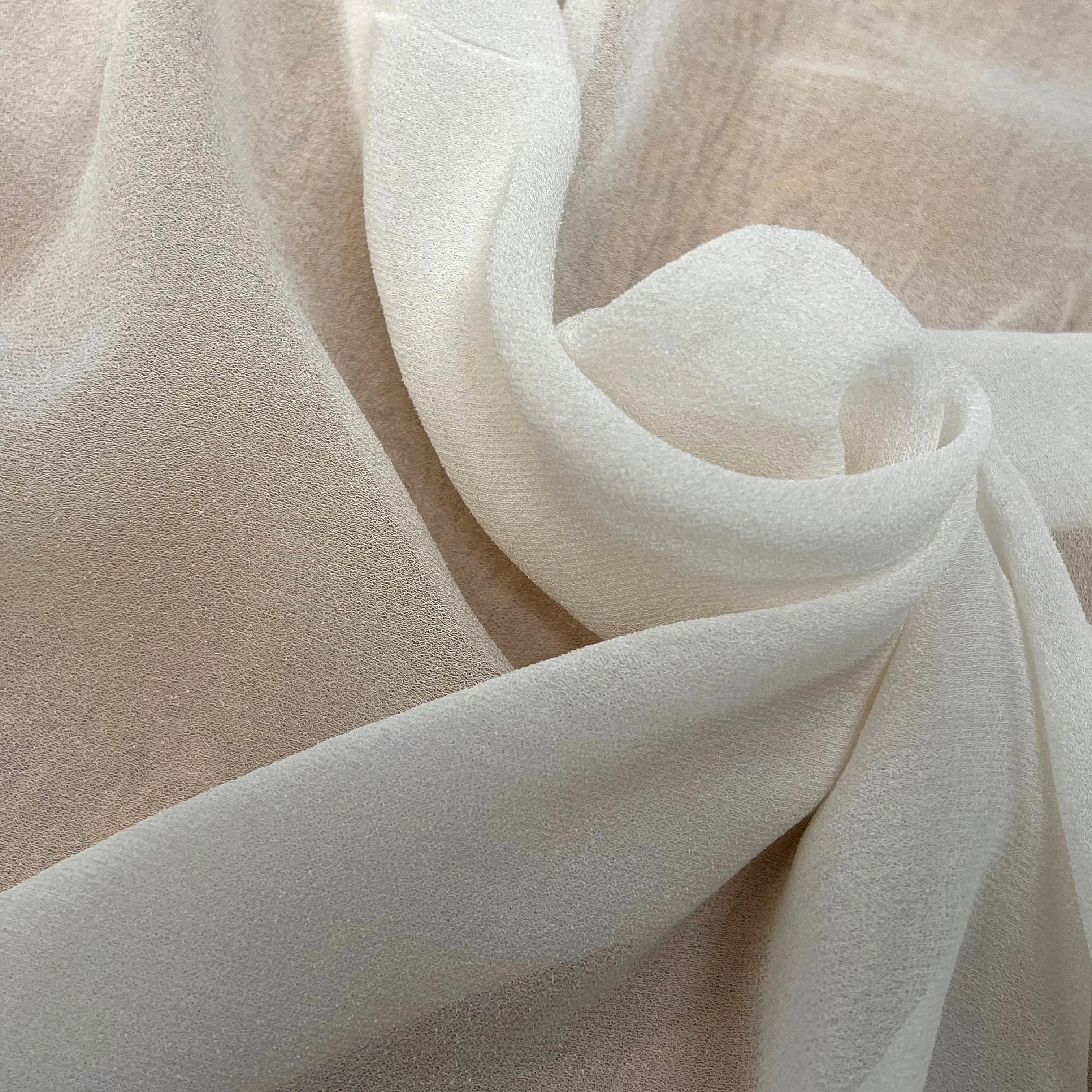 CREPE VISCOSE FLUIDE AVEC 20% SOIE ÉCRU - My Little Coupon