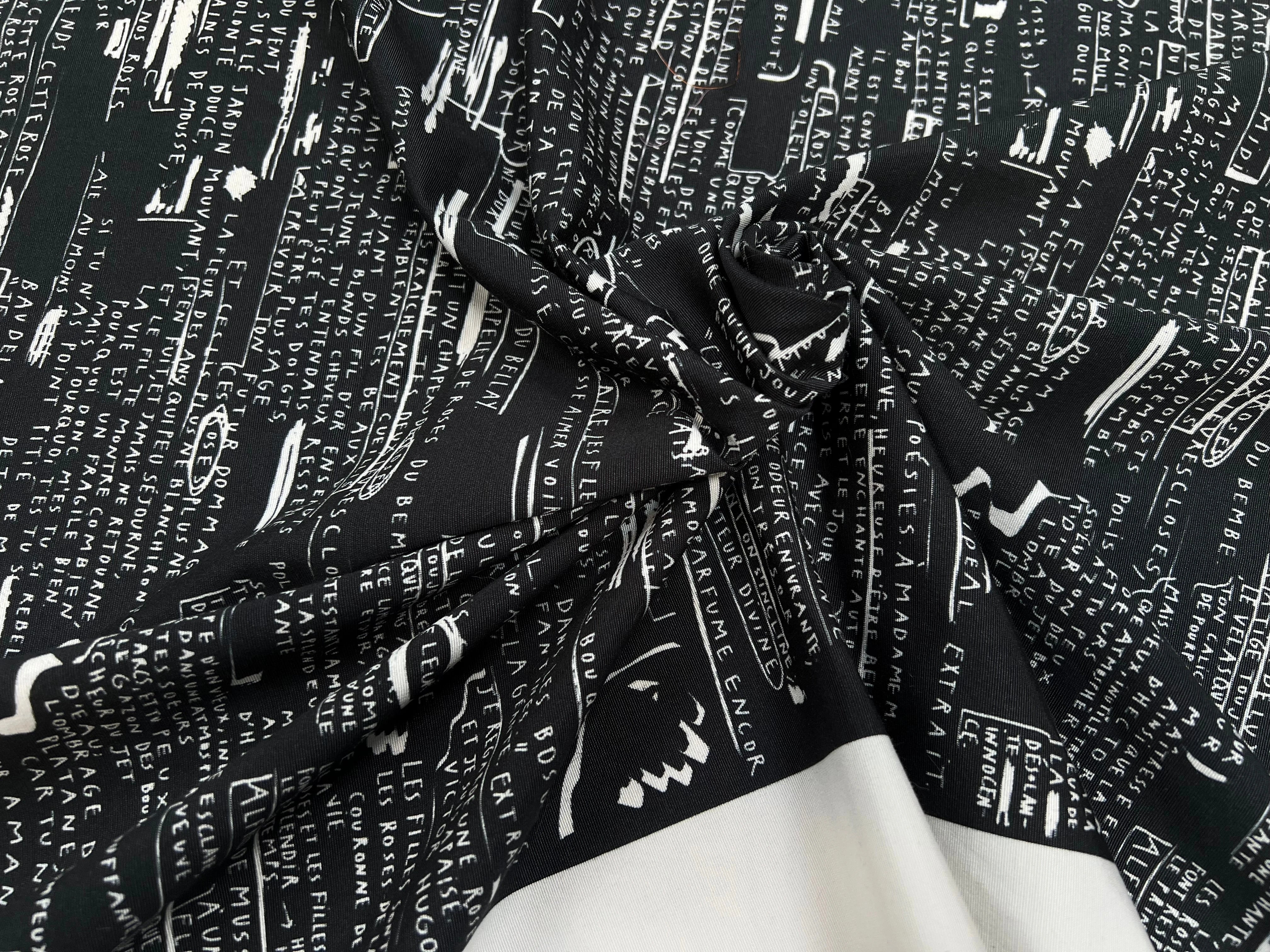 CRÈPE VISCOSE FOND MOTIF TEXTE 160CM - My Little Coupon