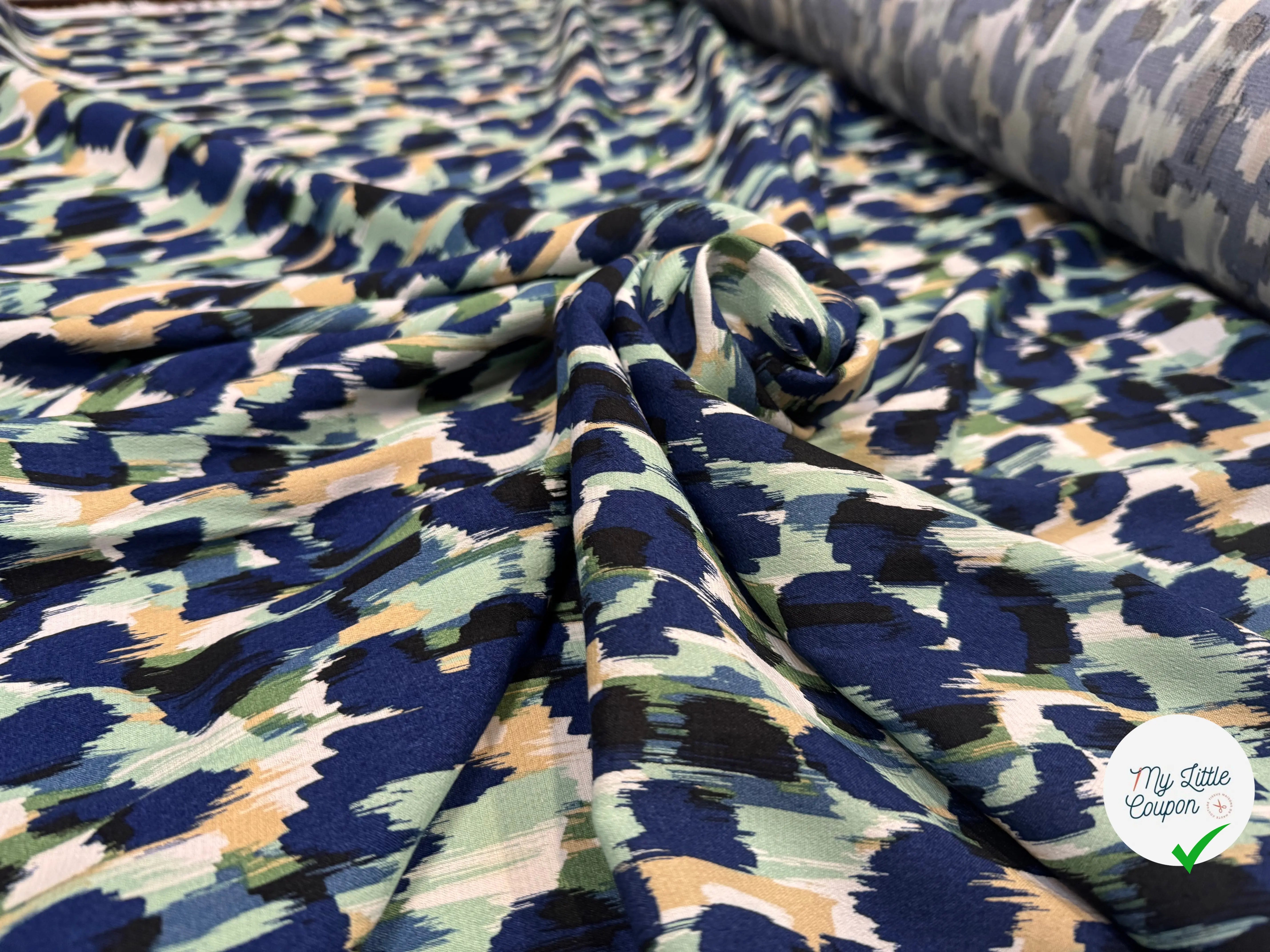 CRÊPE VISCOSE IMPRIMÉE BLEU BEIGE VERT D’EAU - My Little Coupon
