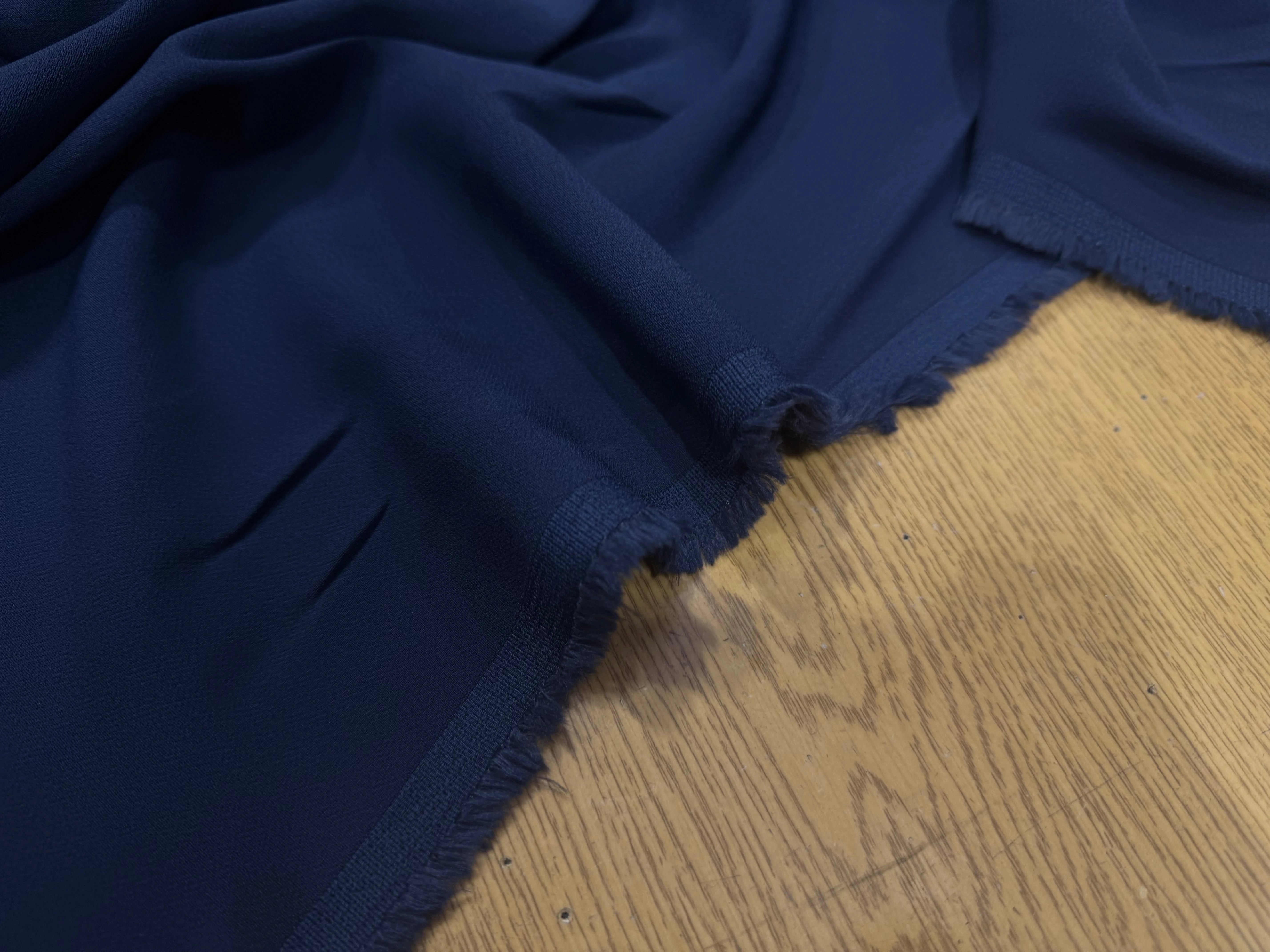 CREPE VISCOSE LOURD BLEU - My Little Coupon