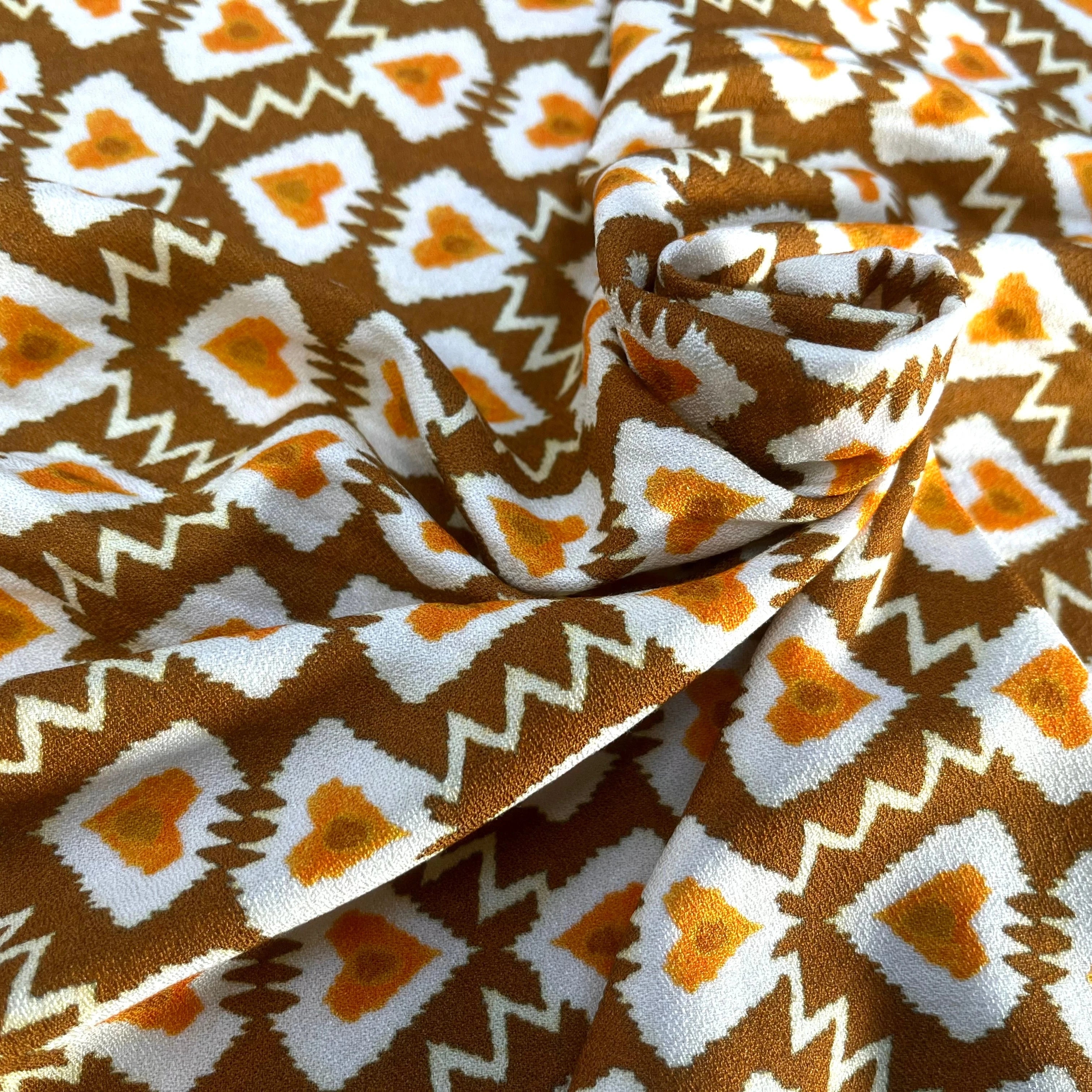 CREPE VISCOSE LOURD FOND MARON MOTIF COEUR - My Little Coupon