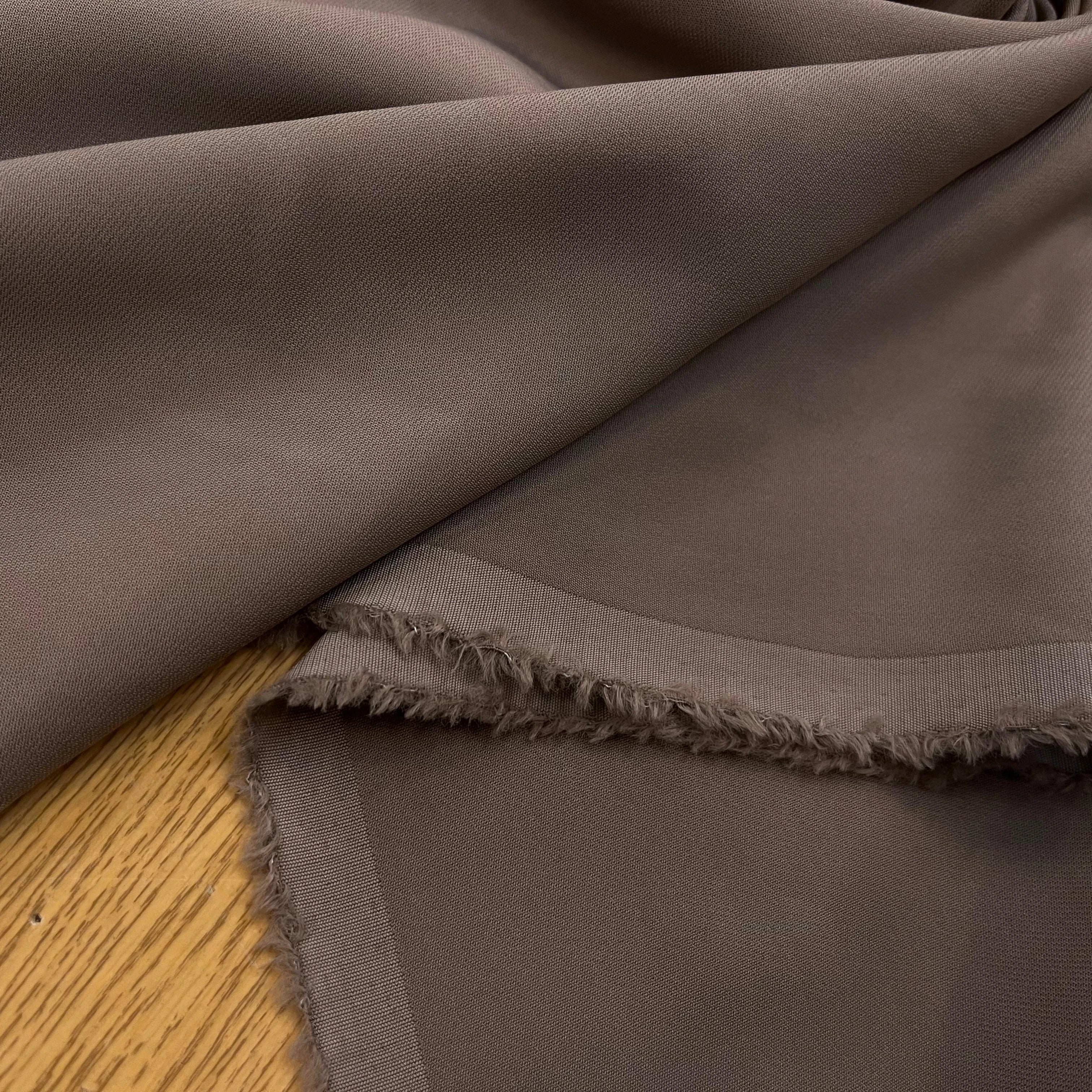 CREPE VISCOSE LOURD TRUFFLE 114CM - My Little Coupon