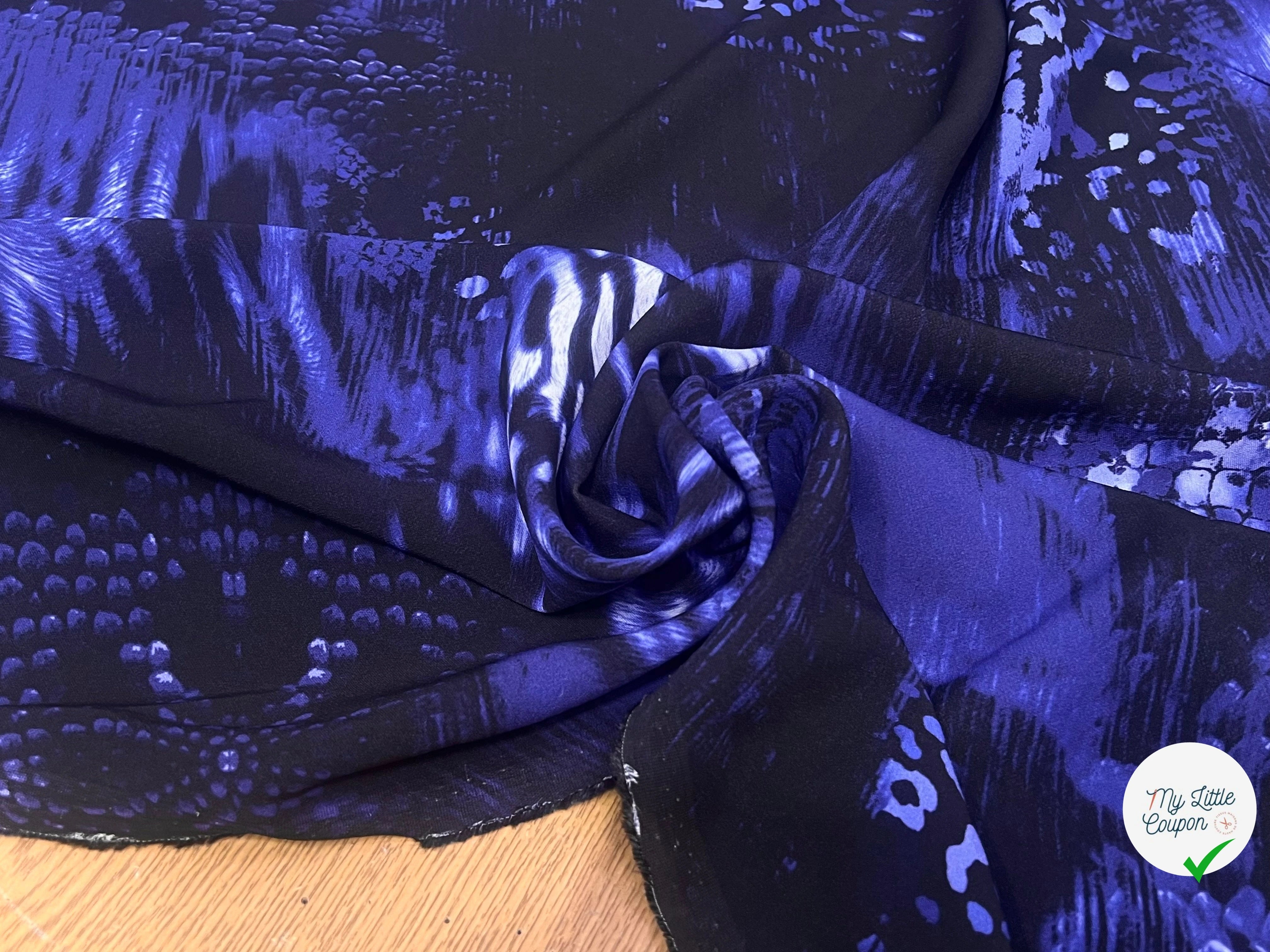 CREPE VISCOSE STRETCH OCEAN ABSTRAIT BLEU NOIR - My Little Coupon