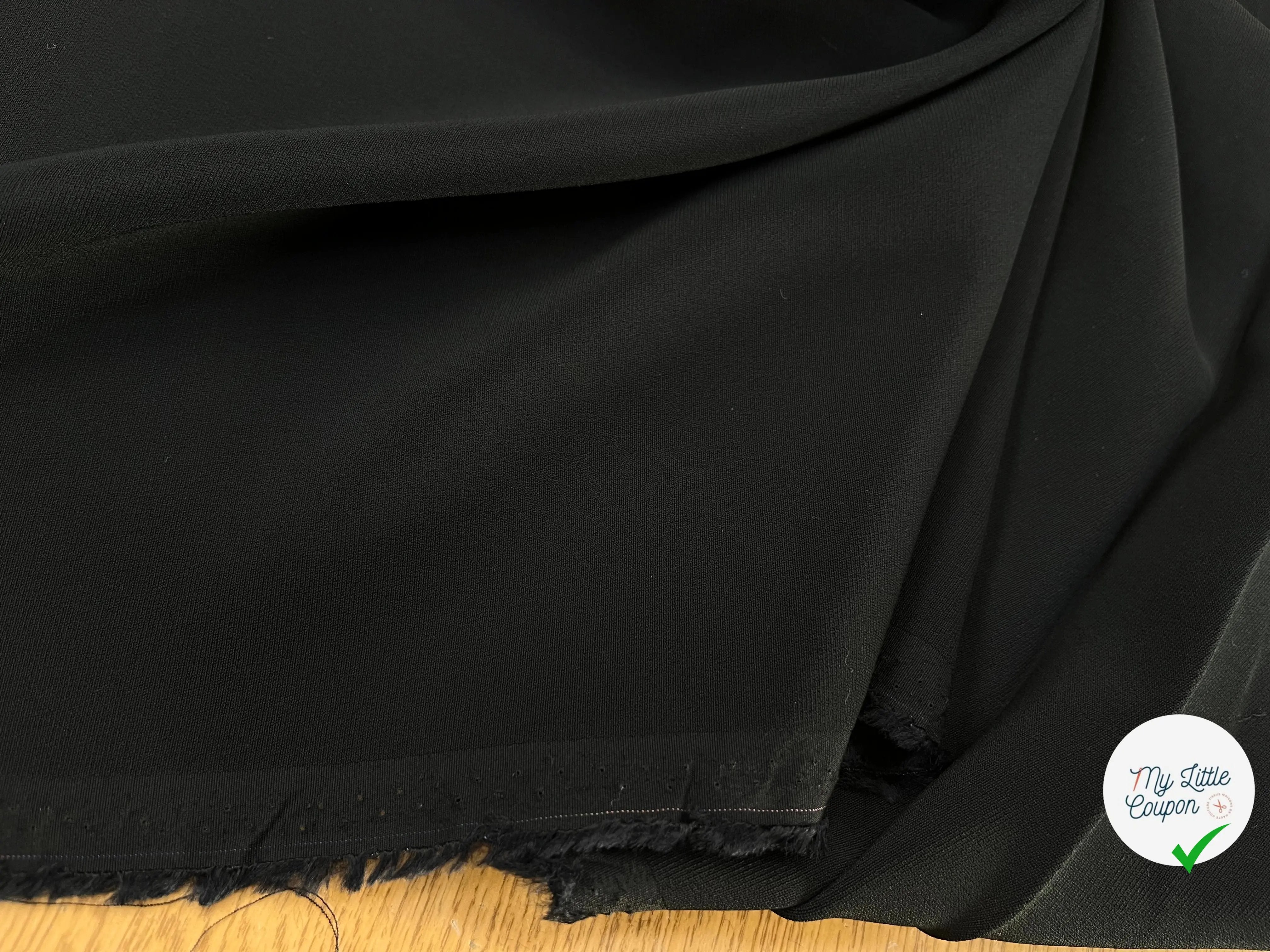 CREPE VISCOSE UNI NOIR - My Little Coupon