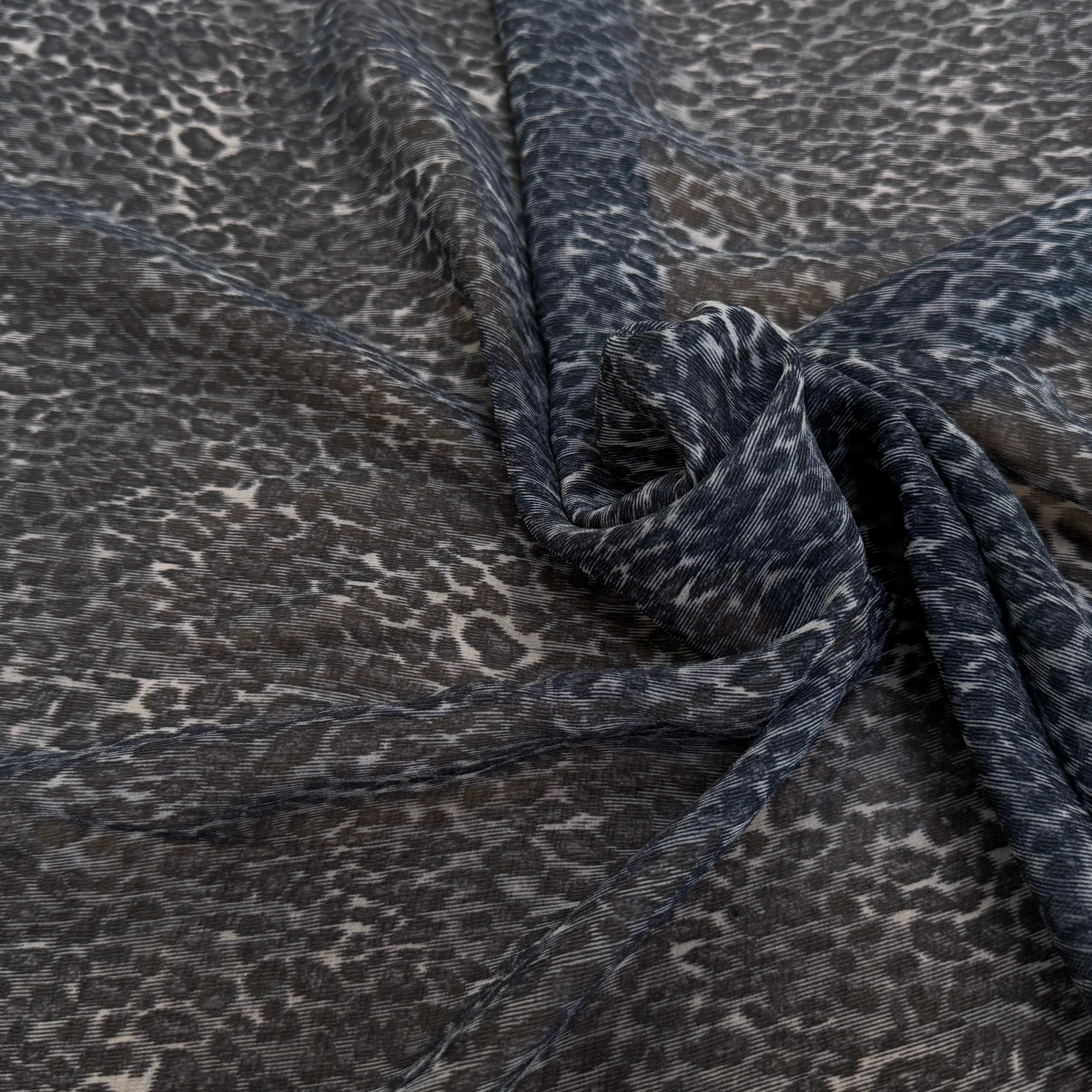 CREPON DE SOIE IMPRIMÉ LÉOPARD NAVY BEIGE - My Little Coupon