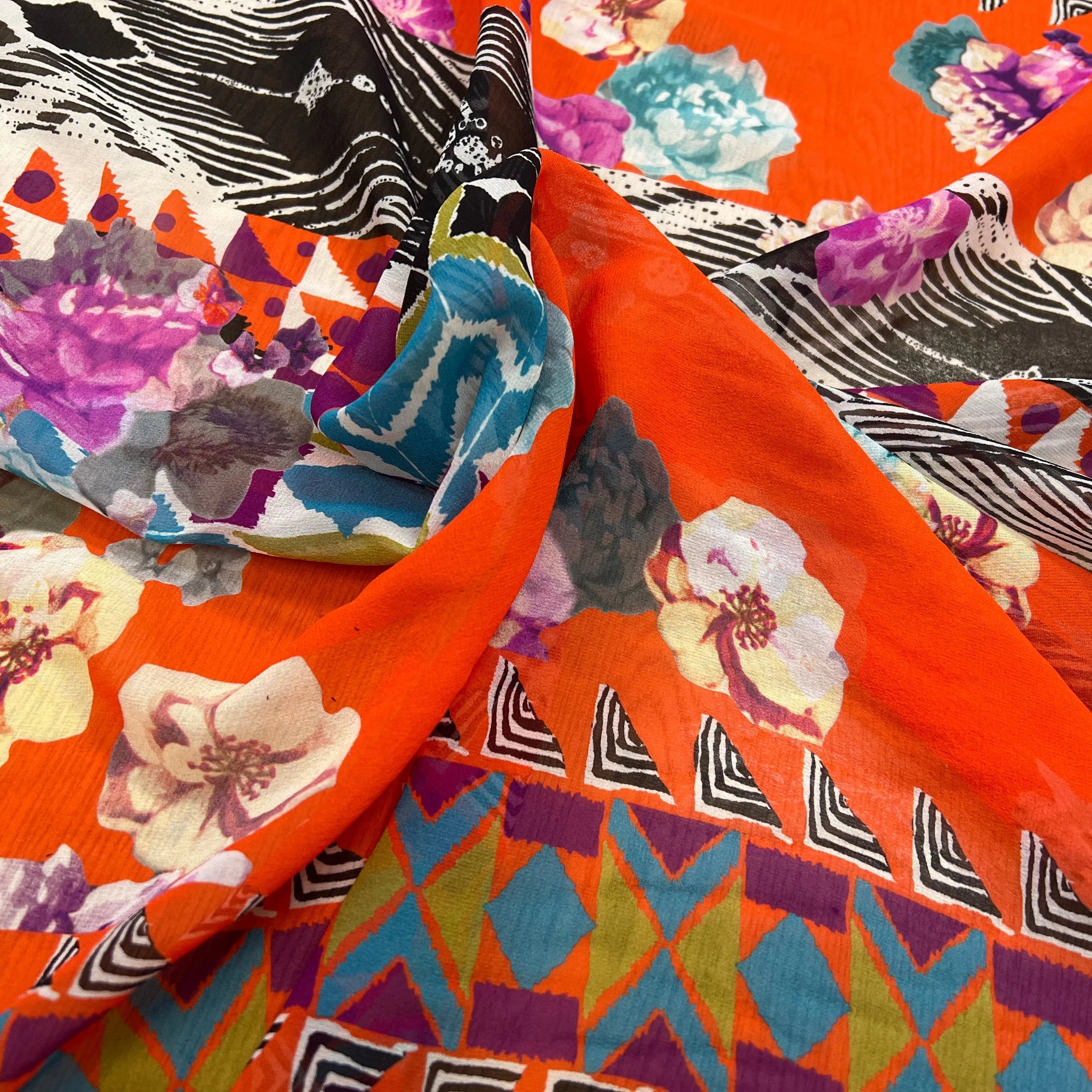 CRÈPON DE SOIE MOTIF GÉOMETRIQUE À FLEURS 142CM - My Little Coupon