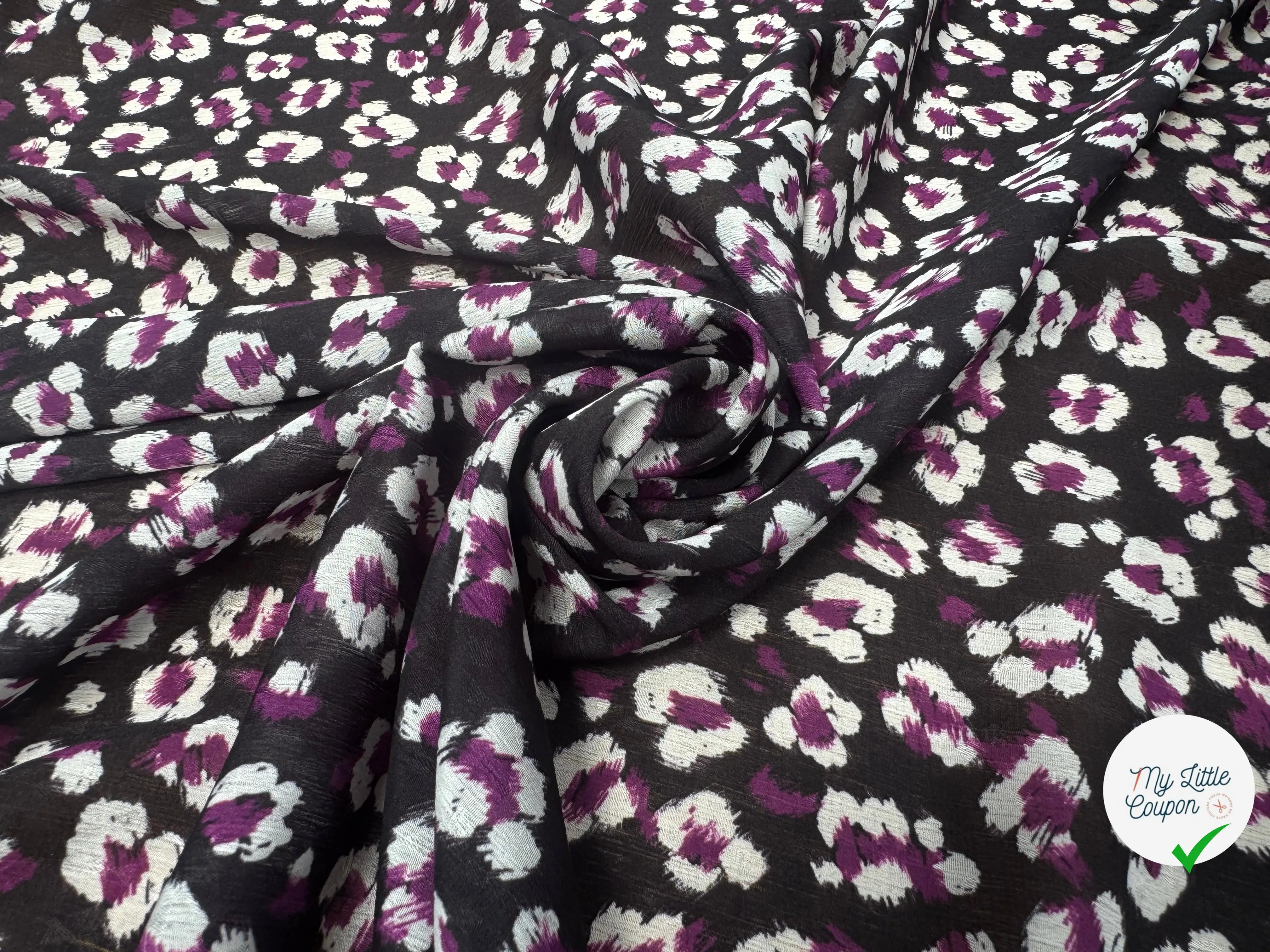 CREPON FOND NOIR FLEURS VIOLET ET BLANC - My Little Coupon