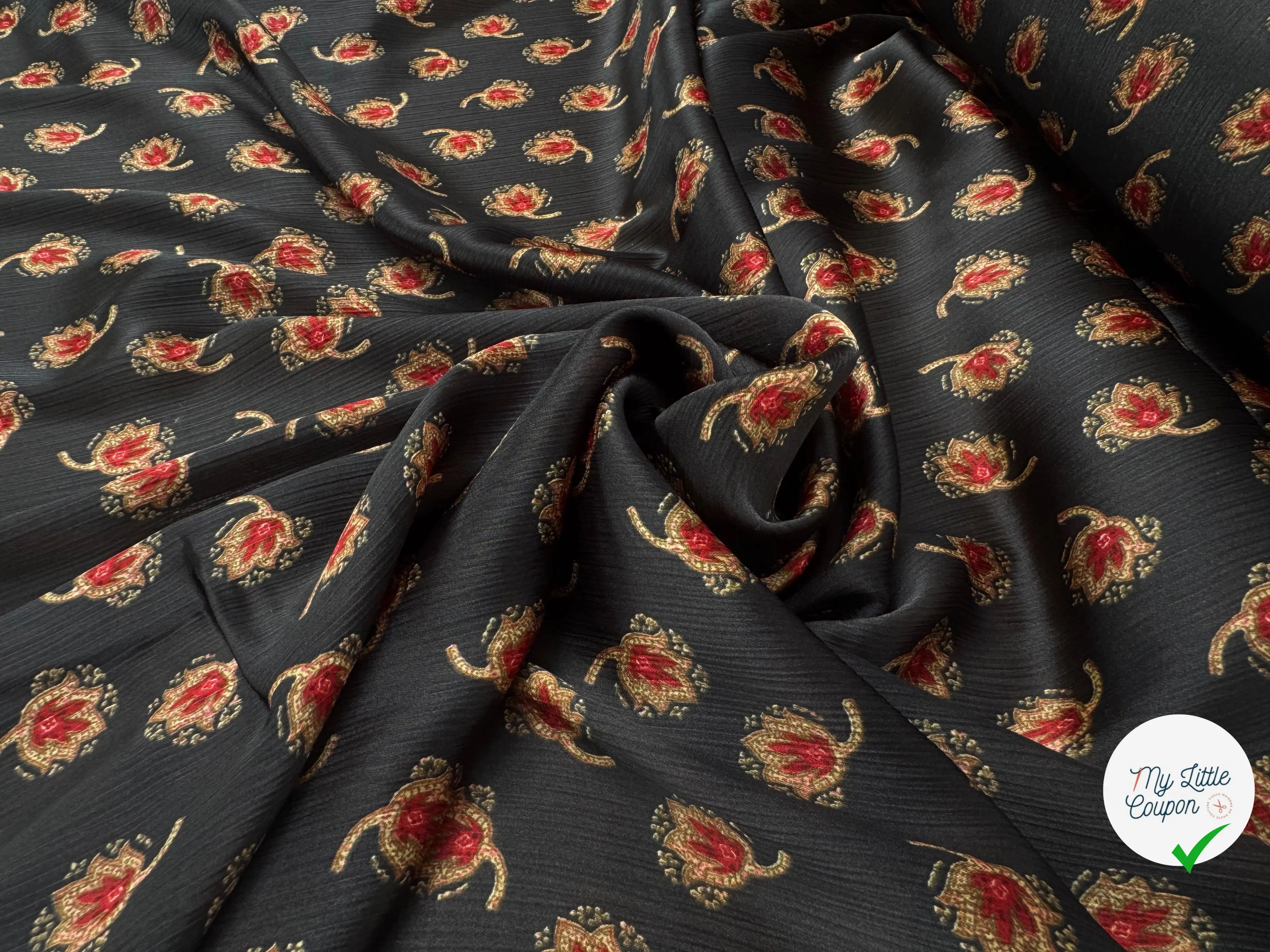 CREPON PLISSÉ FOND NOIR FLEURS ROUGE ET JAUNE - My Little Coupon