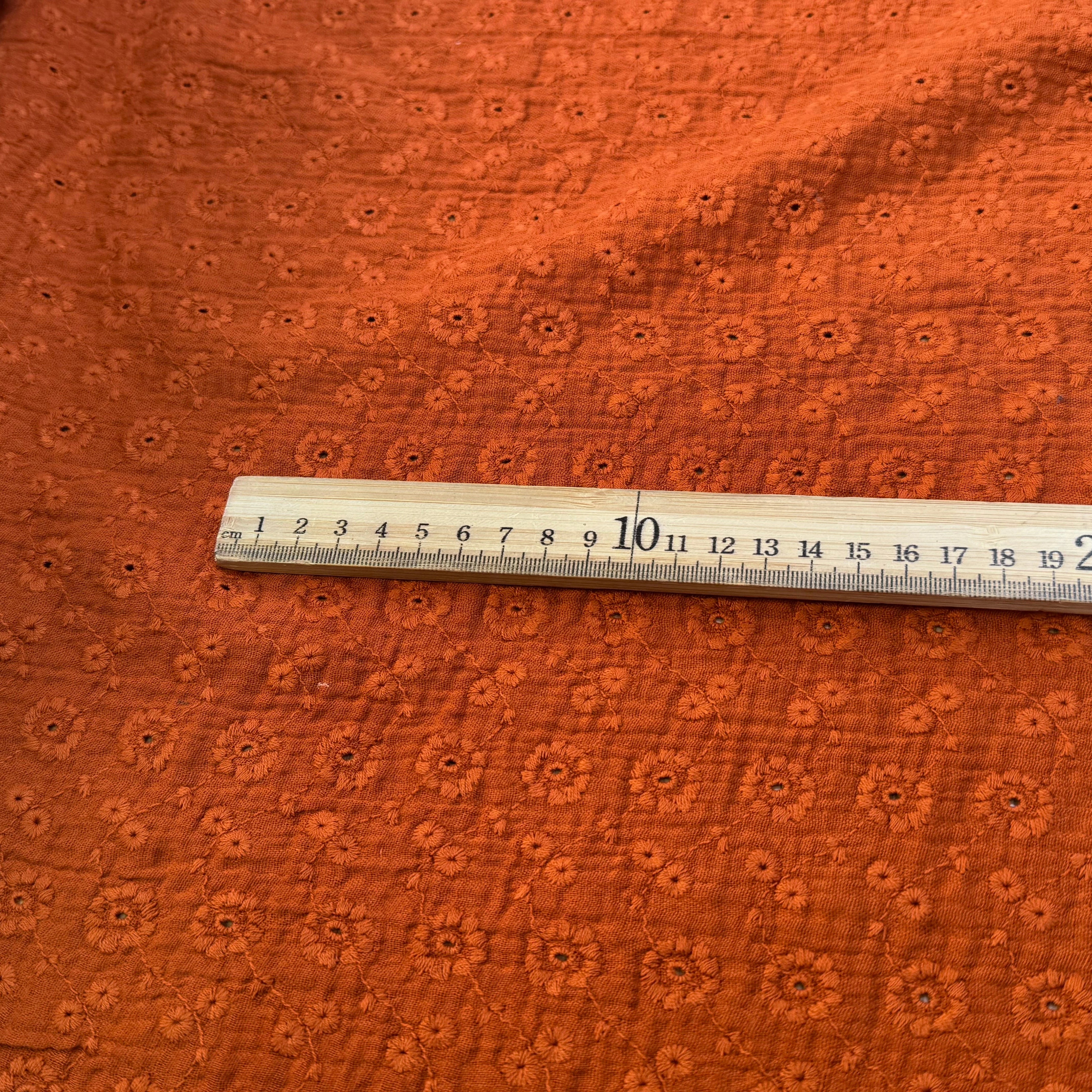 BRODERIE ANGLAISE COTON ROUILLE - My Little Coupon