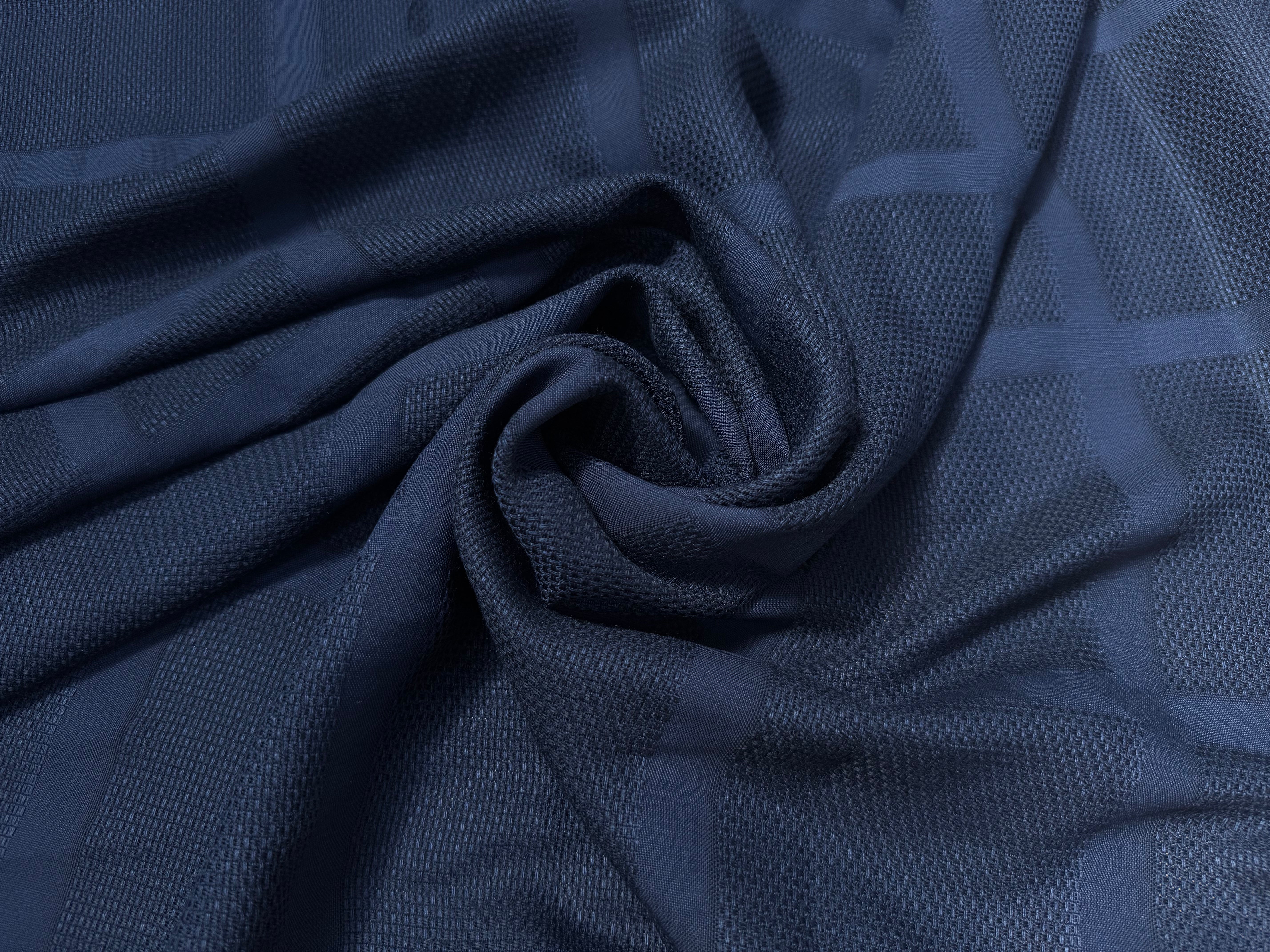 (Chute) COTON ARMURÉ BLEU NAVY MOTIFS CARREAUX TONS SUR TONS - My Little Coupon