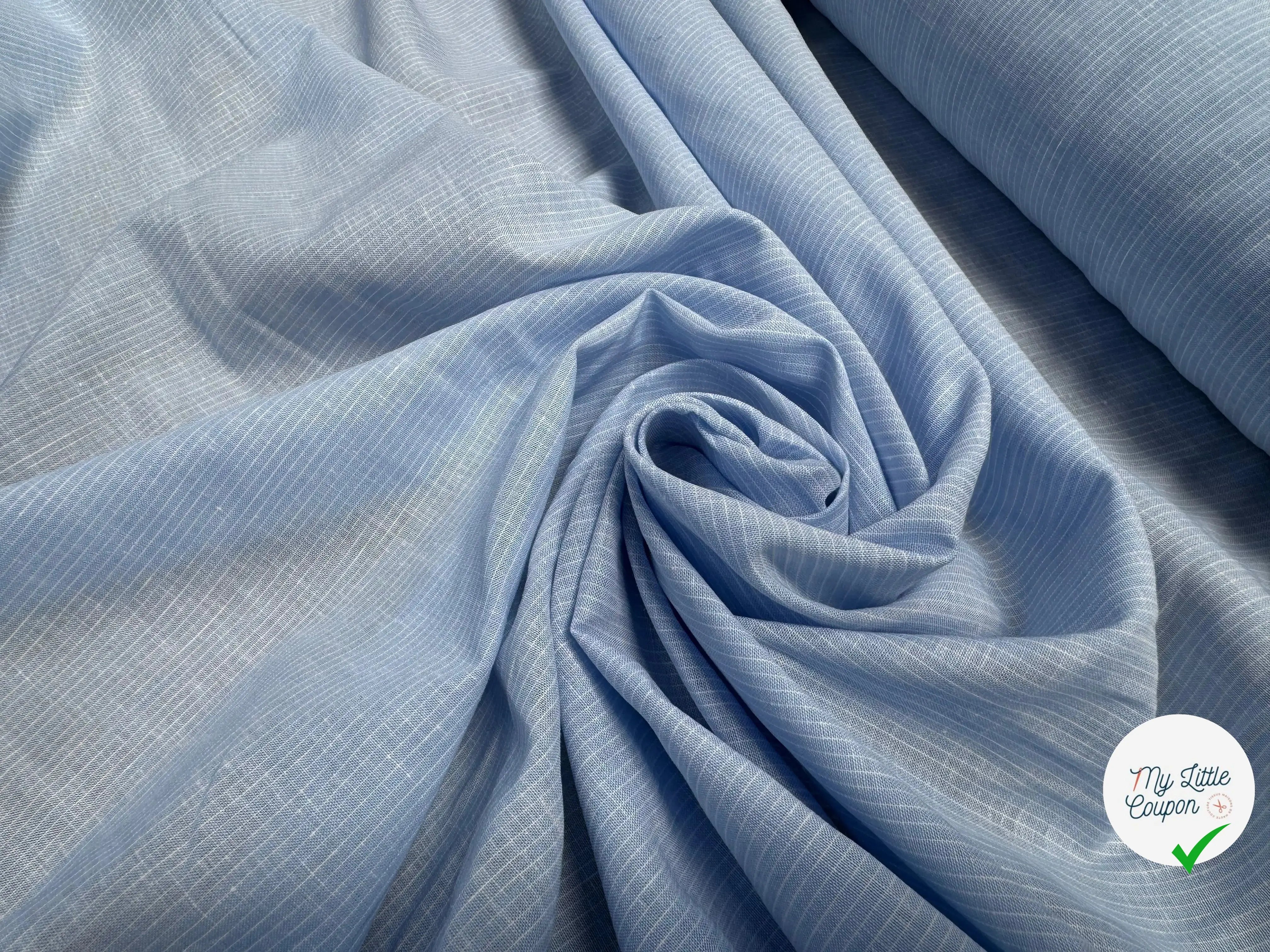 COTON EFFET LIN BLEU CIEL LIGNES FINES BLANC - My Little Coupon