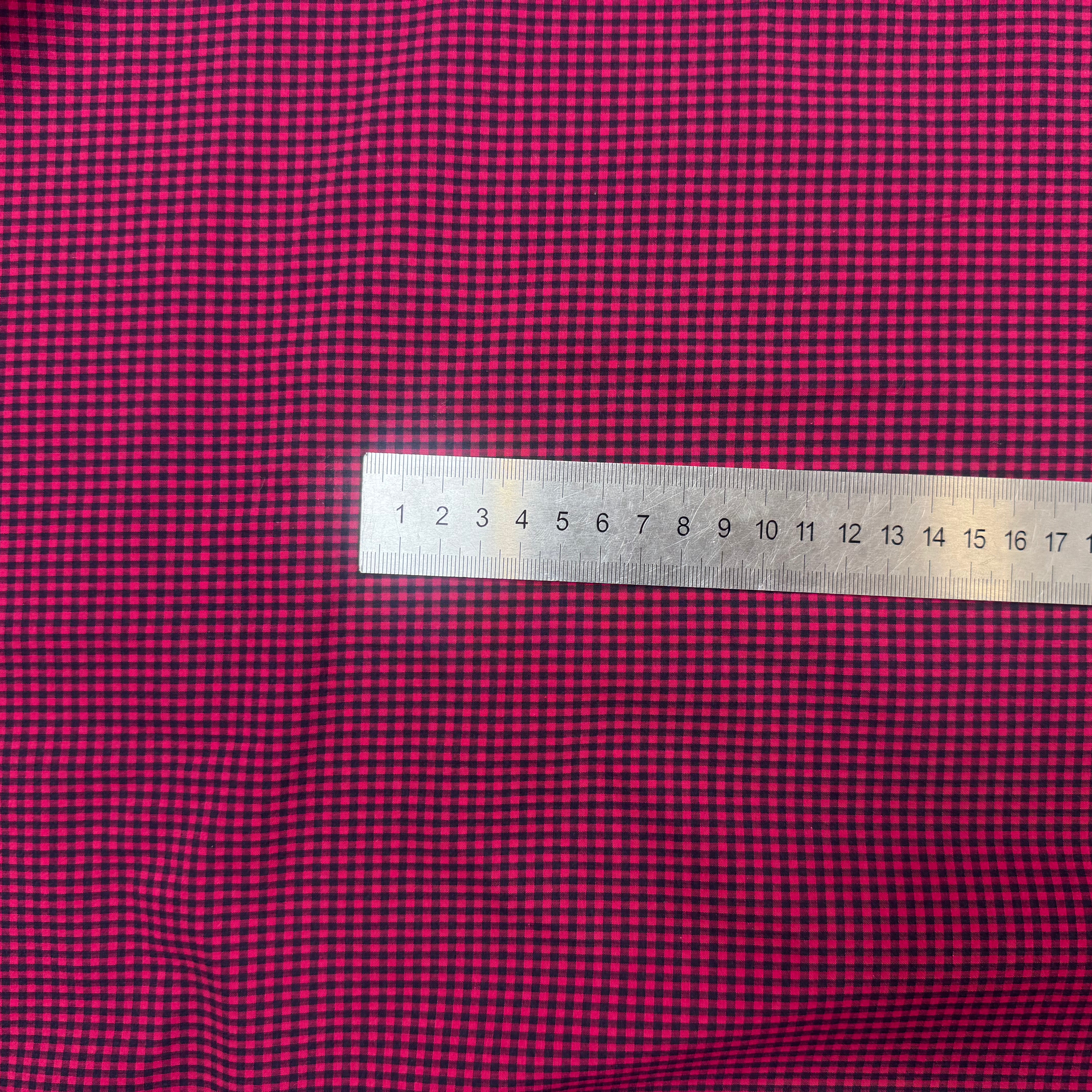 COTON LÉGER PETIT CARREAUX ROSE ET NOIR - My Little Coupon