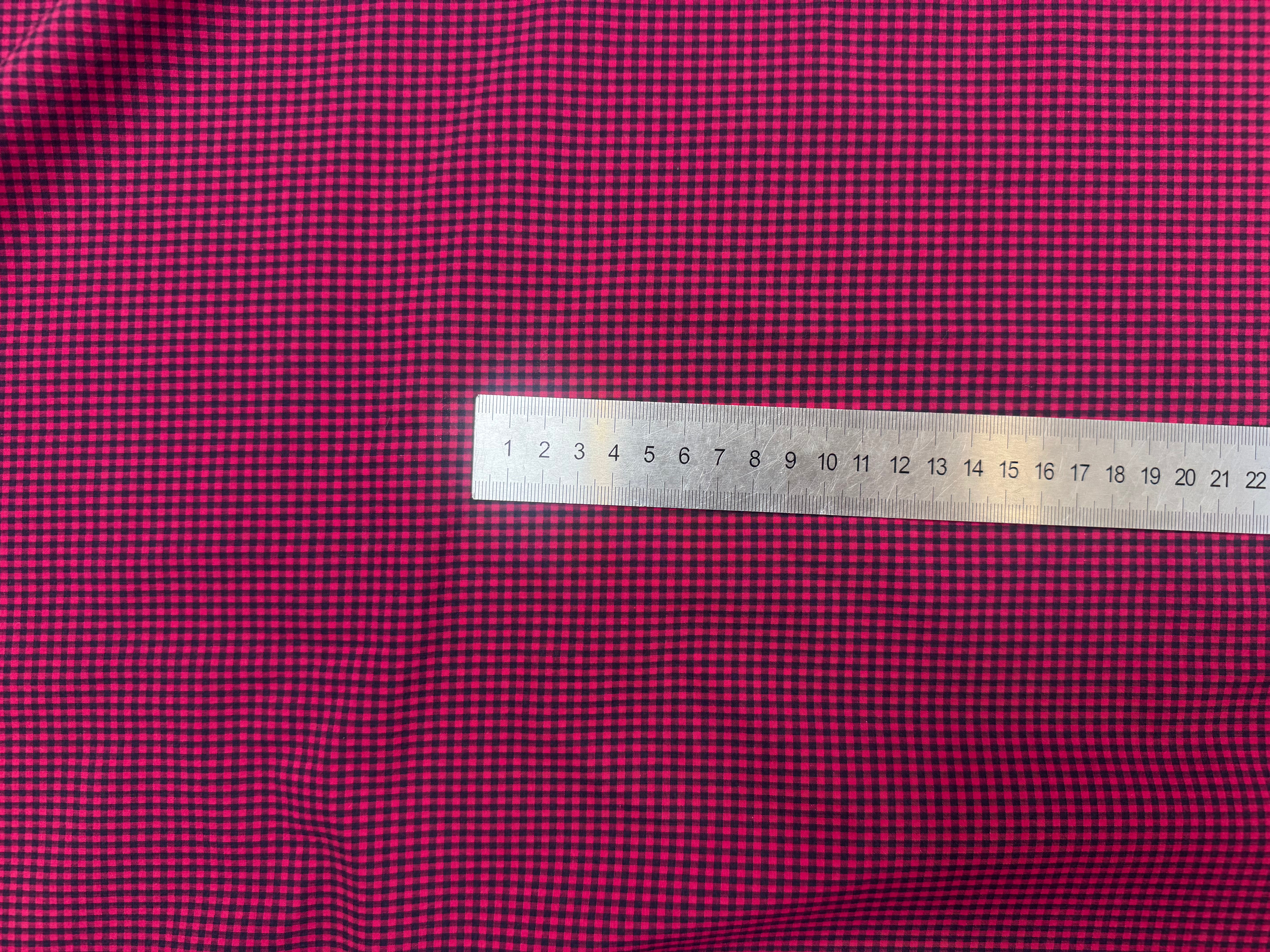 COTON LÉGER PETIT CARREAUX ROSE ET NOIR - My Little Coupon