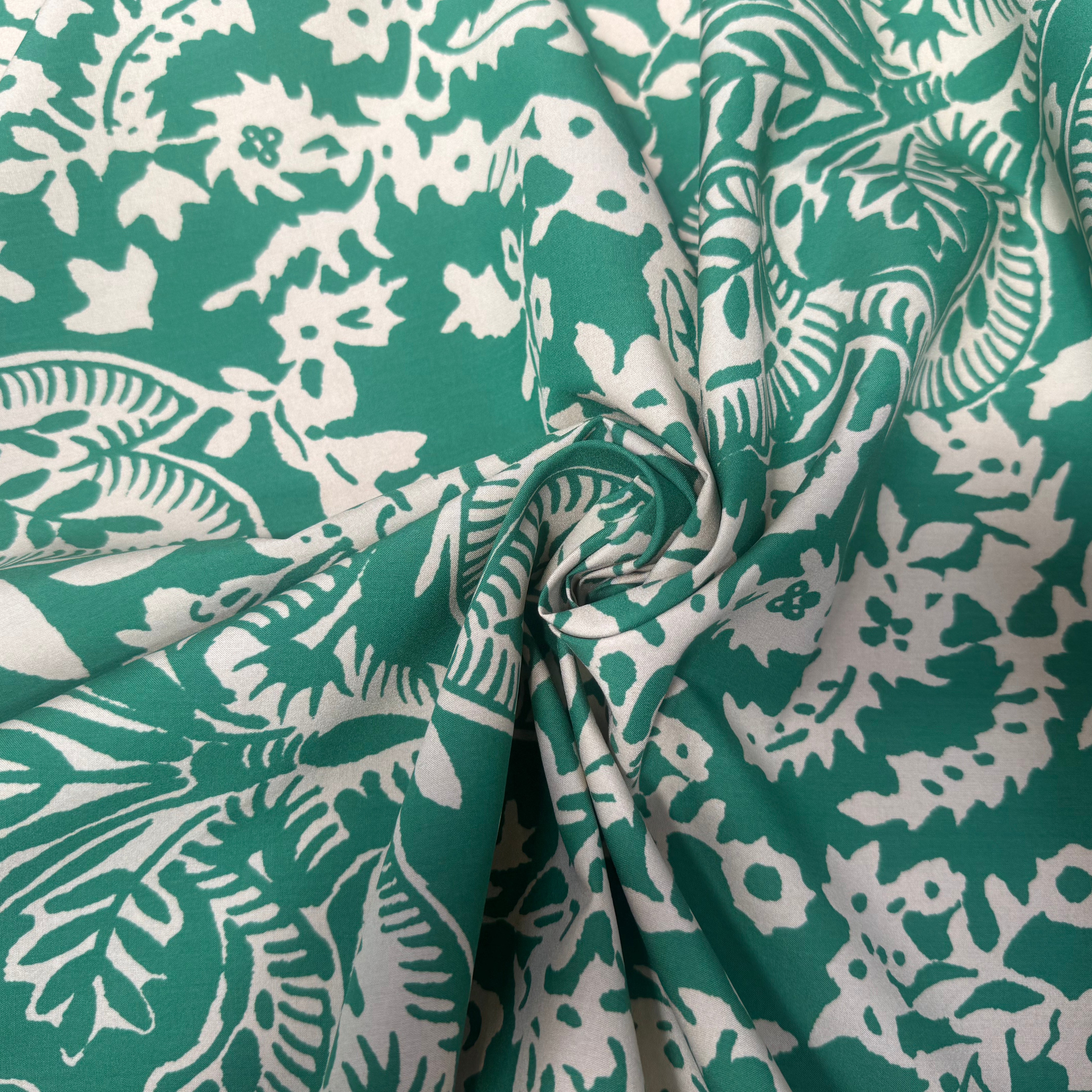 COTON VISCOSE THEME FLORAL BEIGE CREME ET VERT - My Little Coupon