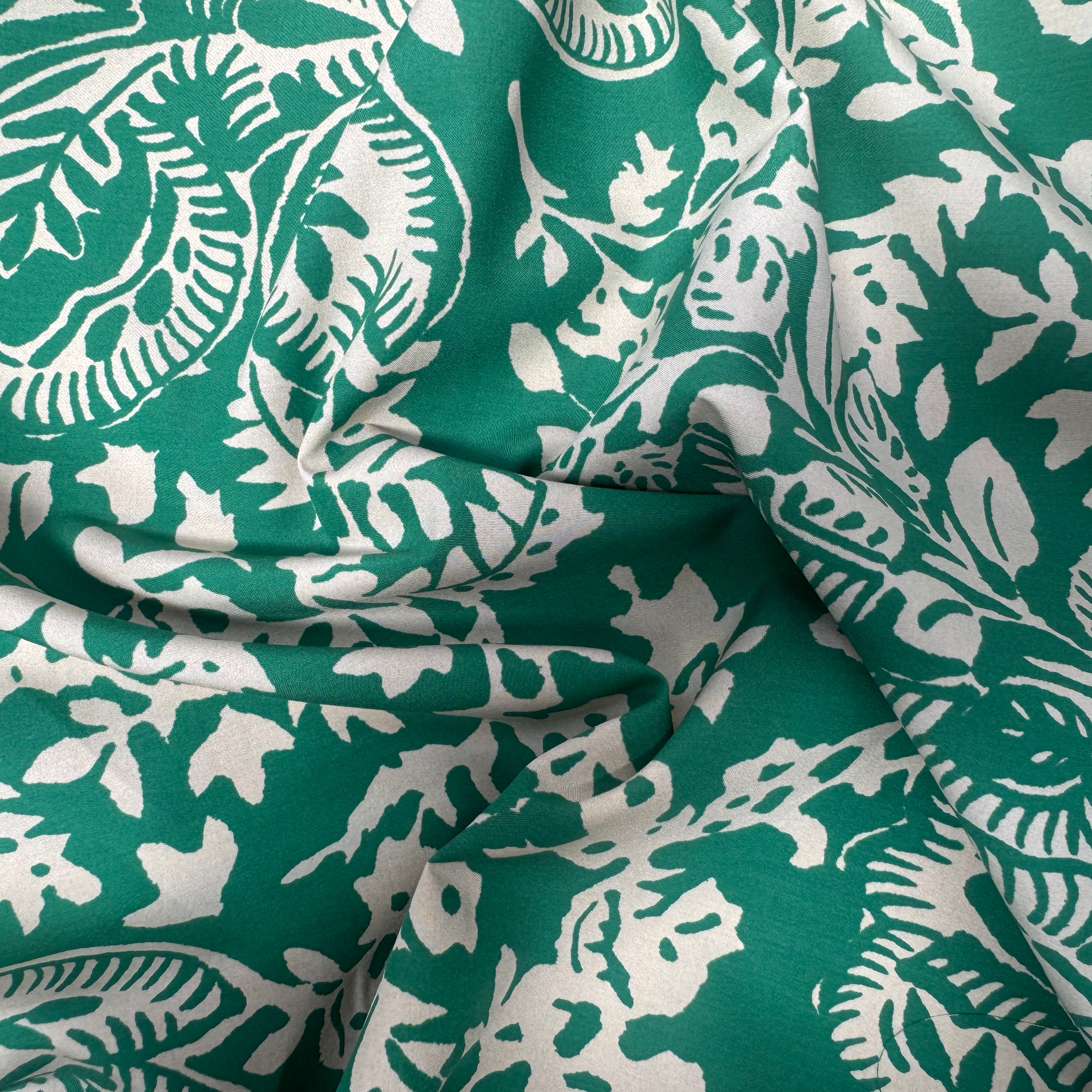 COTON VISCOSE THEME FLORAL BEIGE CREME ET VERT - My Little Coupon