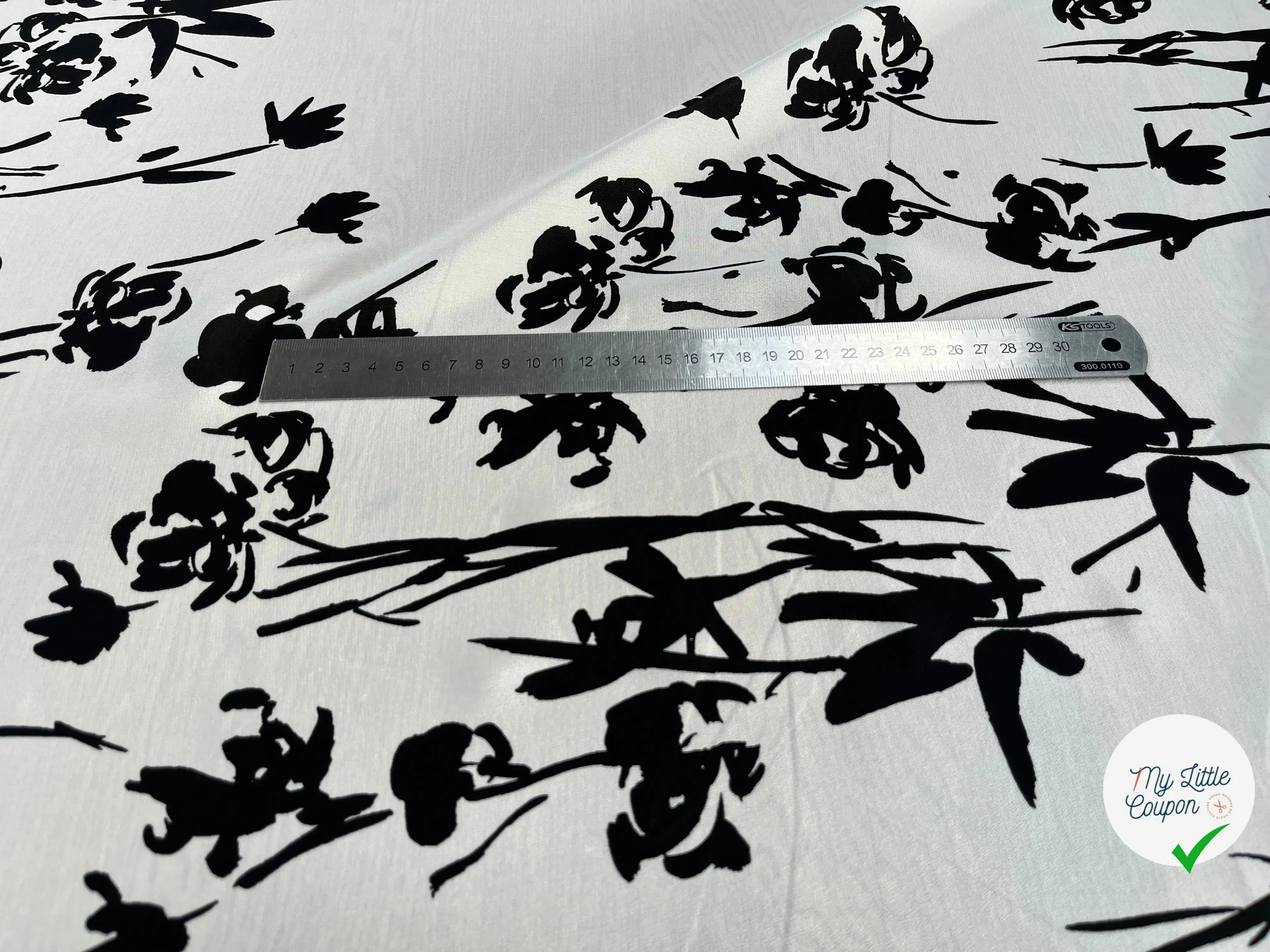 CREPE DE CHINE 100% SOIE JAPONISANT NOIR & BLANC - My Little Coupon