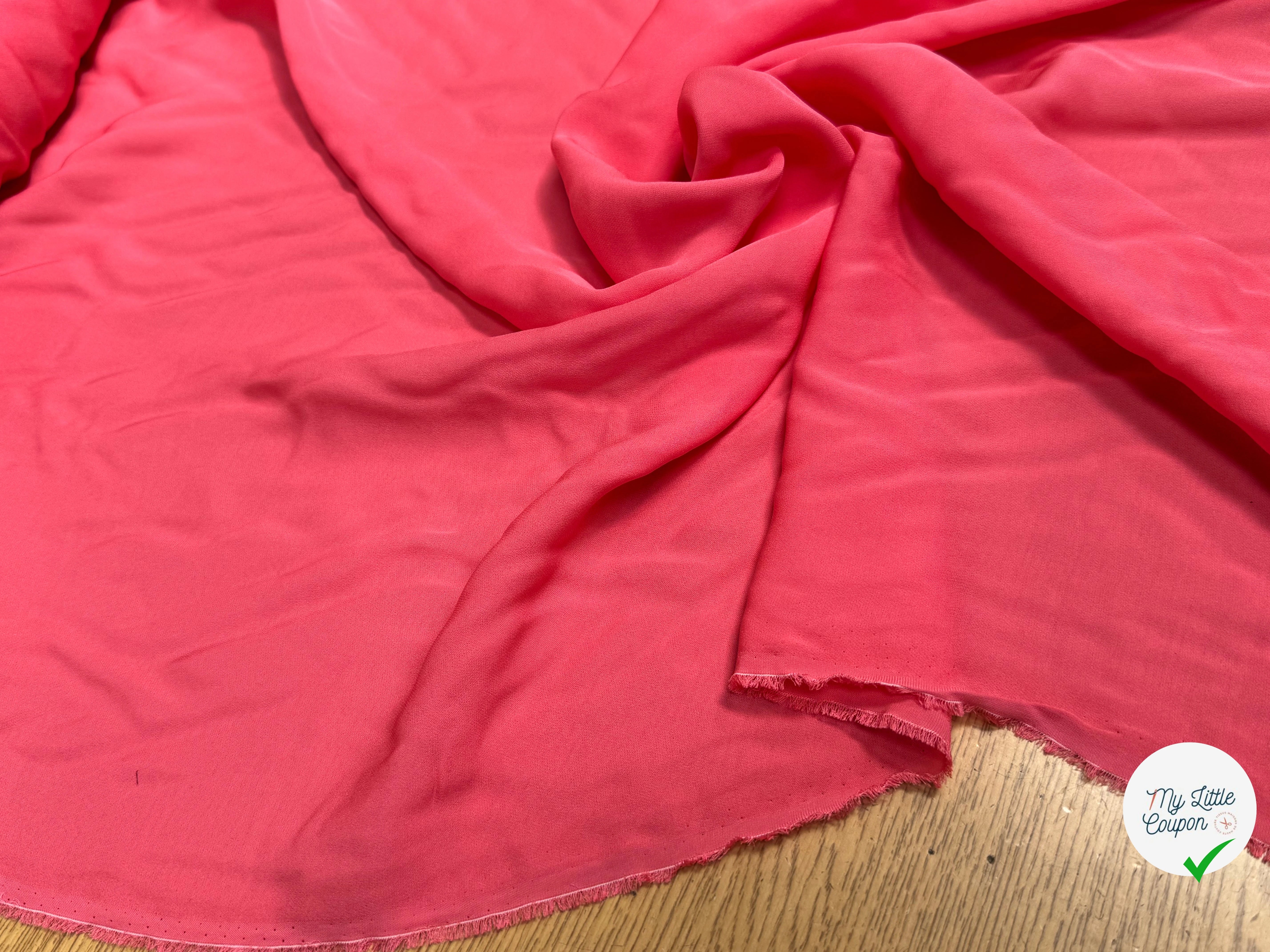 (Chute) CREPE DE SOIE LÉGÈREMENT SATINÉ ROSE CORAIL - My Little Coupon