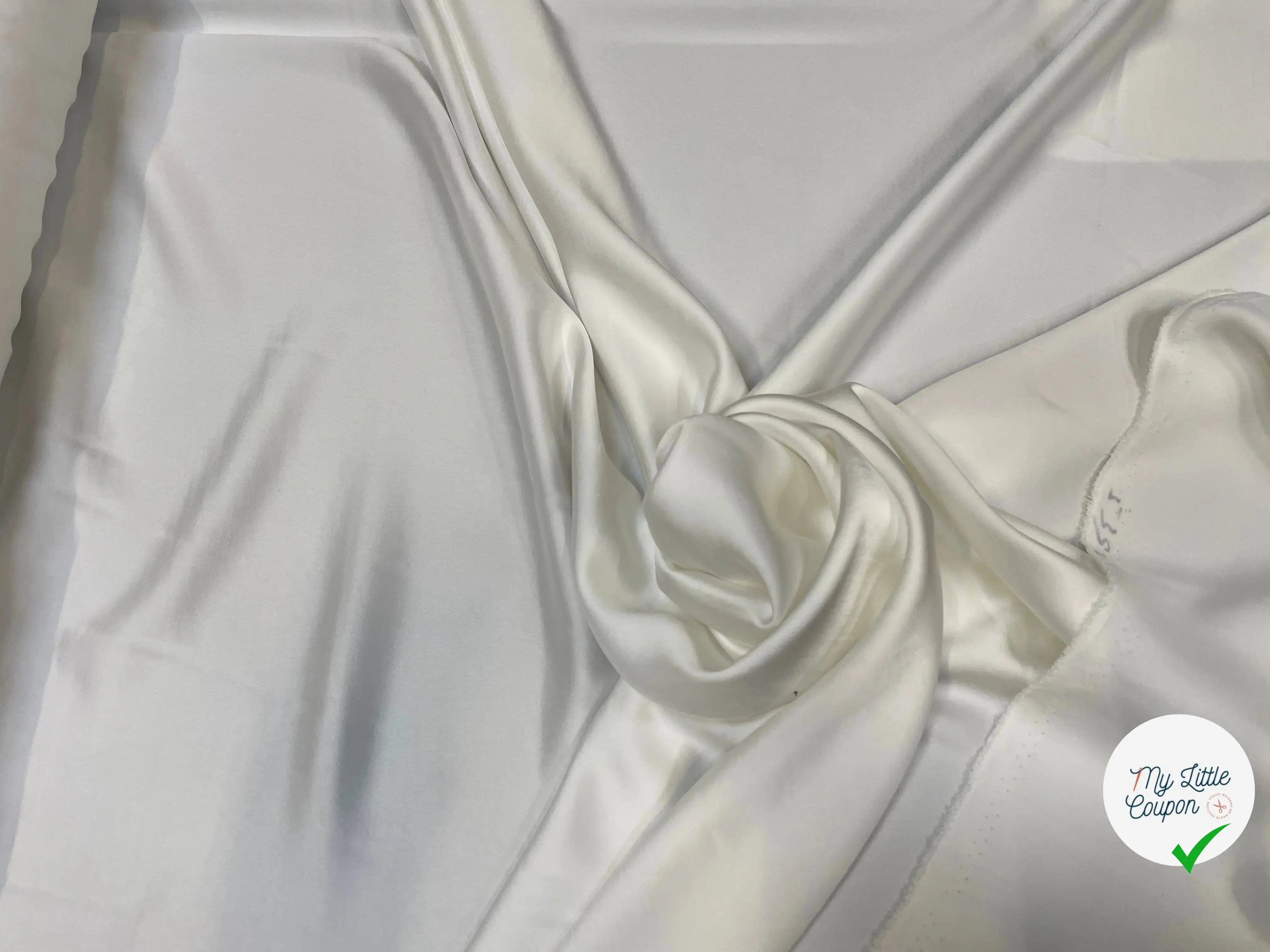 CRÊPE ENVERS SATIN FABRICATION ITALIENNE - My Little Coupon