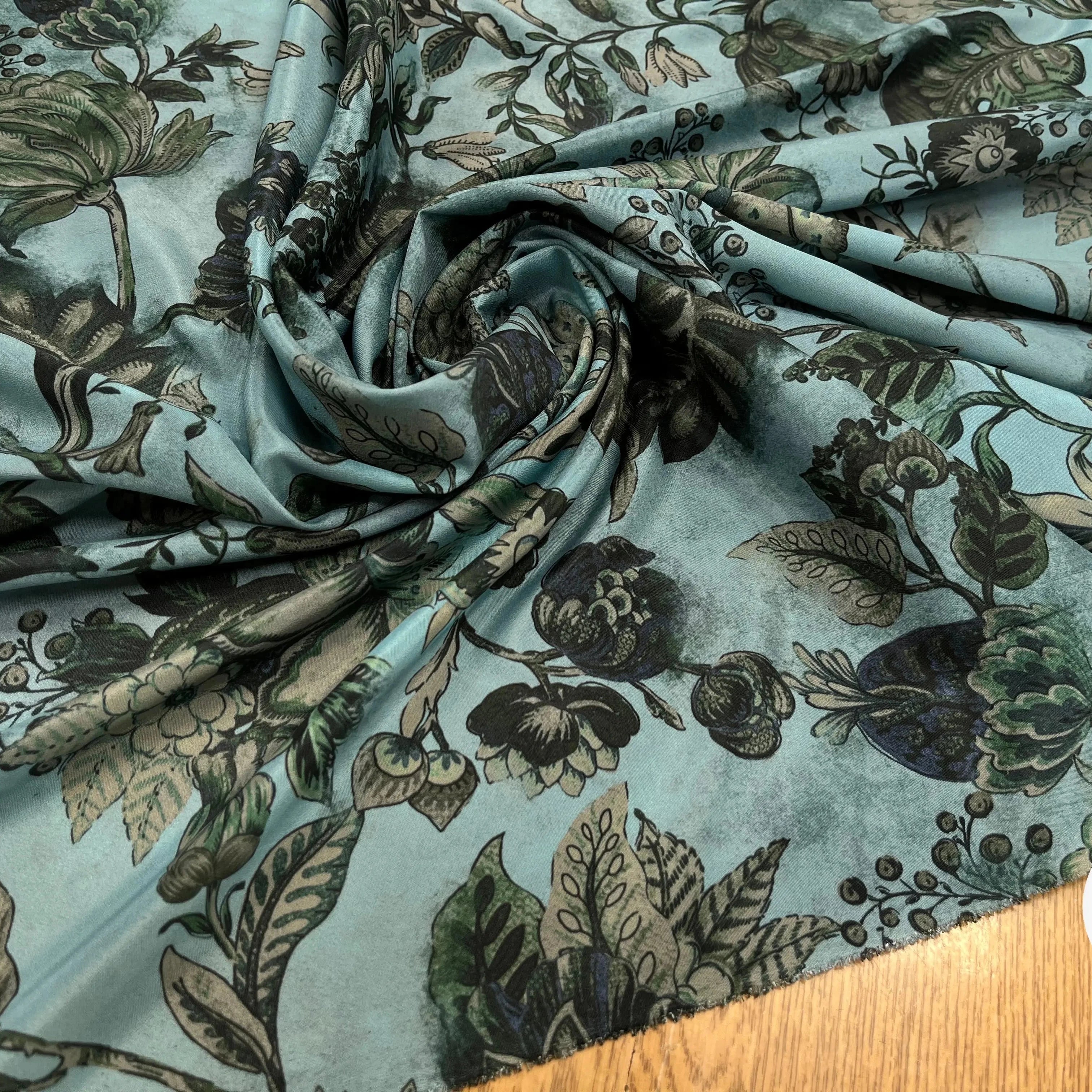 CRÊPE SATINÉ POLYESTER BLEU&VERT - My Little Coupon