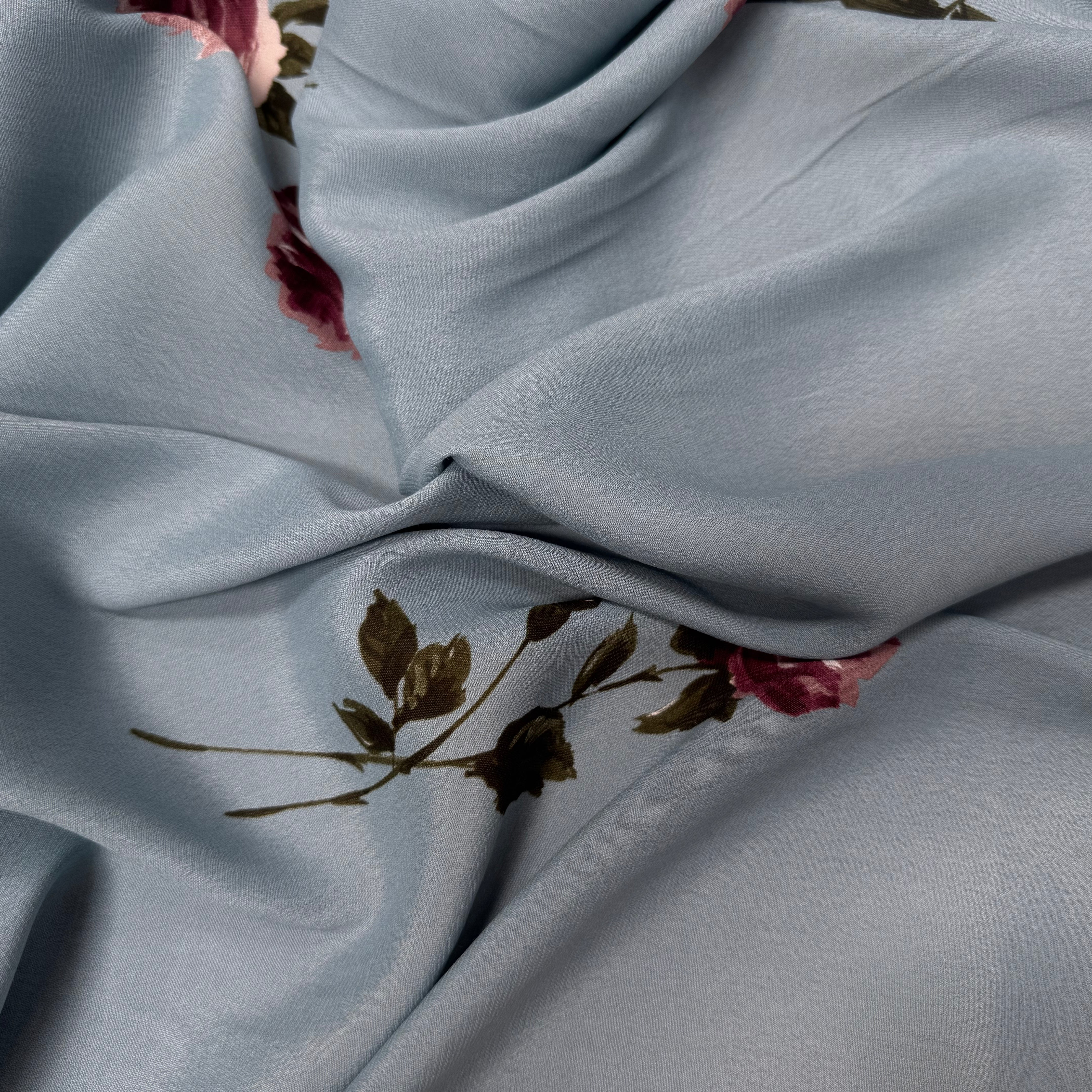 CRÊPE VISCOSE FOND BLEU MOTIFS FLEURS - My Little Coupon