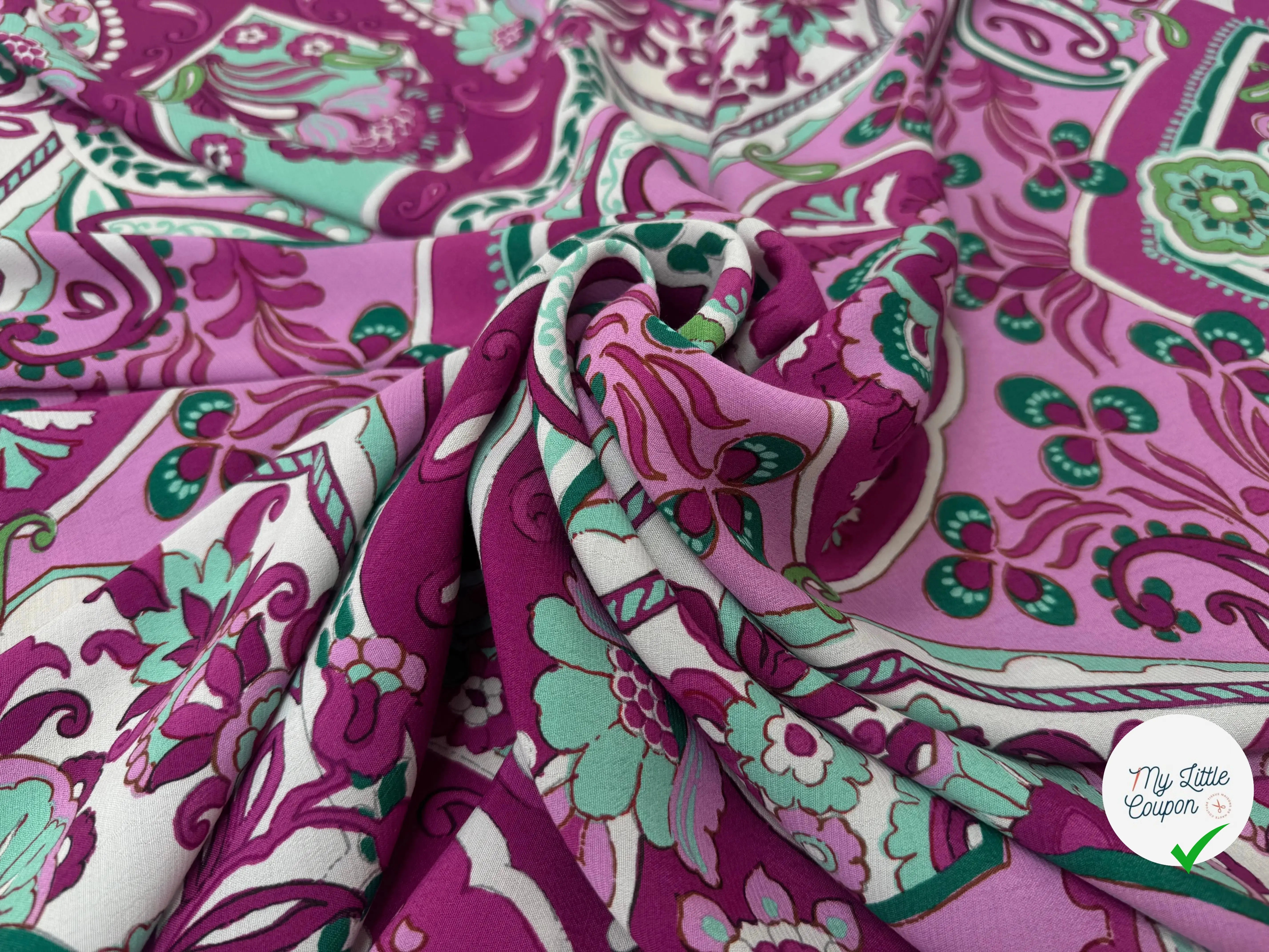 CREPE VISCOSE FOND VIOLET MOTIFS VERT ECOVERO - My Little Coupon
