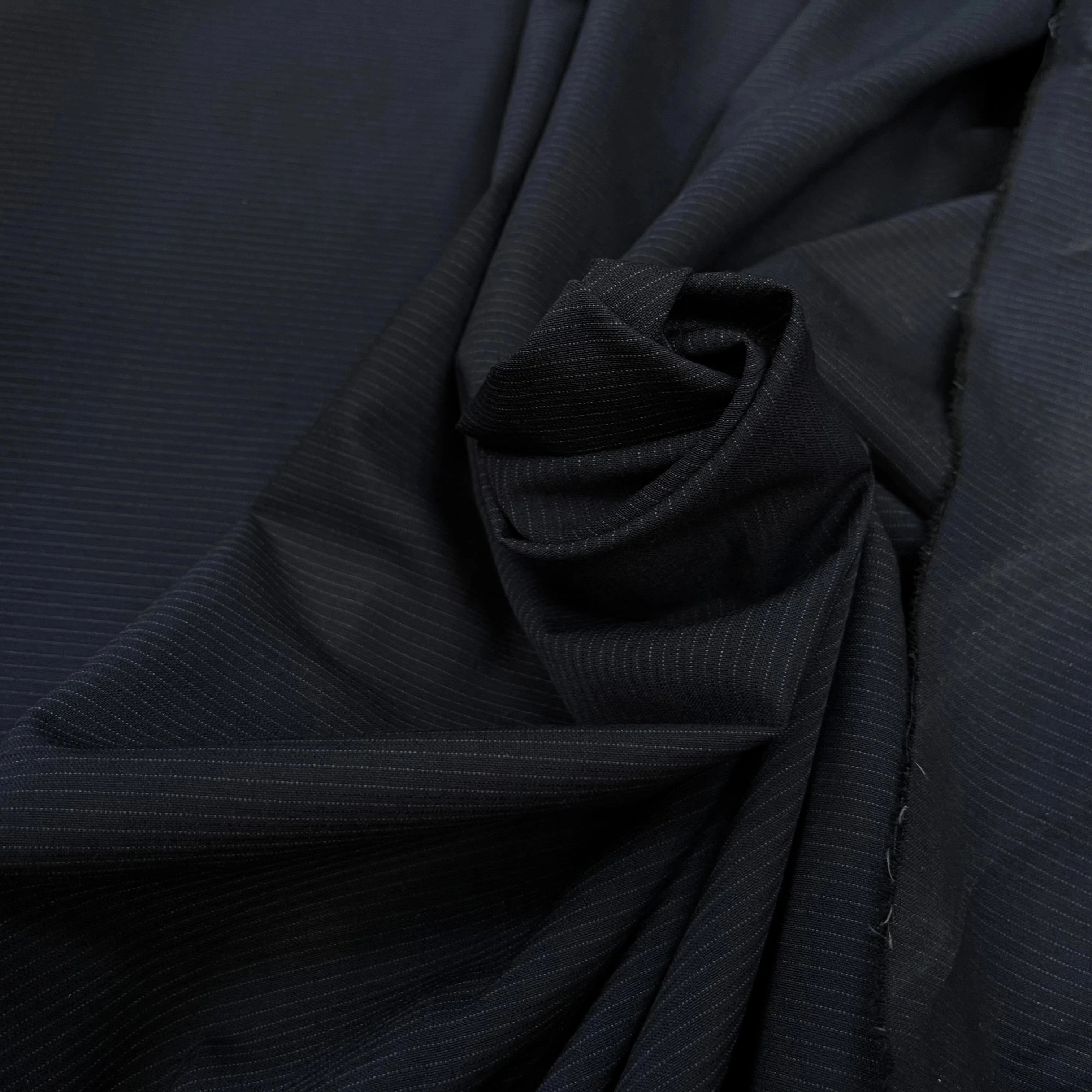 DRAPERIE DE LAINE BLEU NUIT FINES RAYURES - My Little Coupon