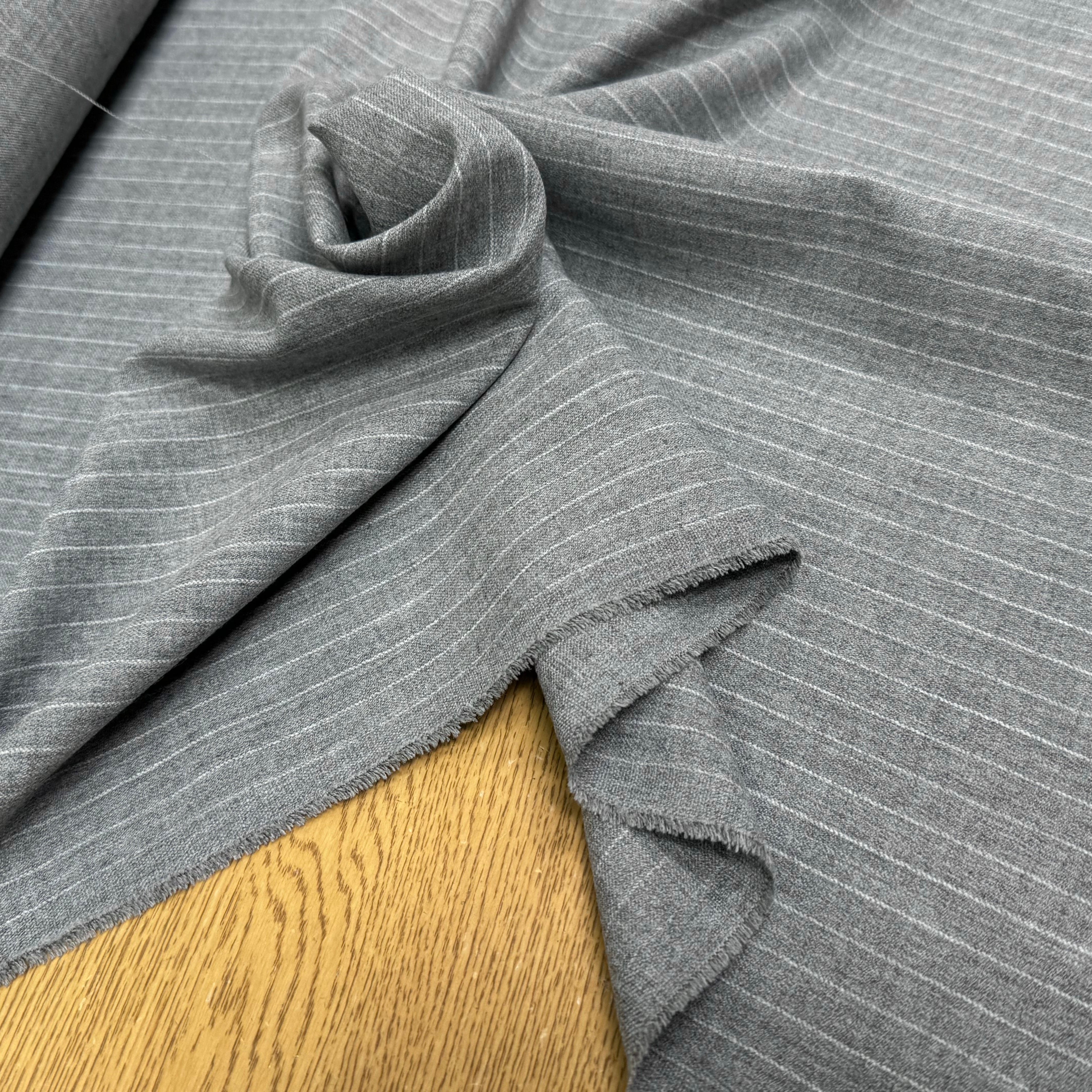 DRAPERIE POLYVISCOSE LAINE STRETCH GRIS RAYÉ - My Little Coupon