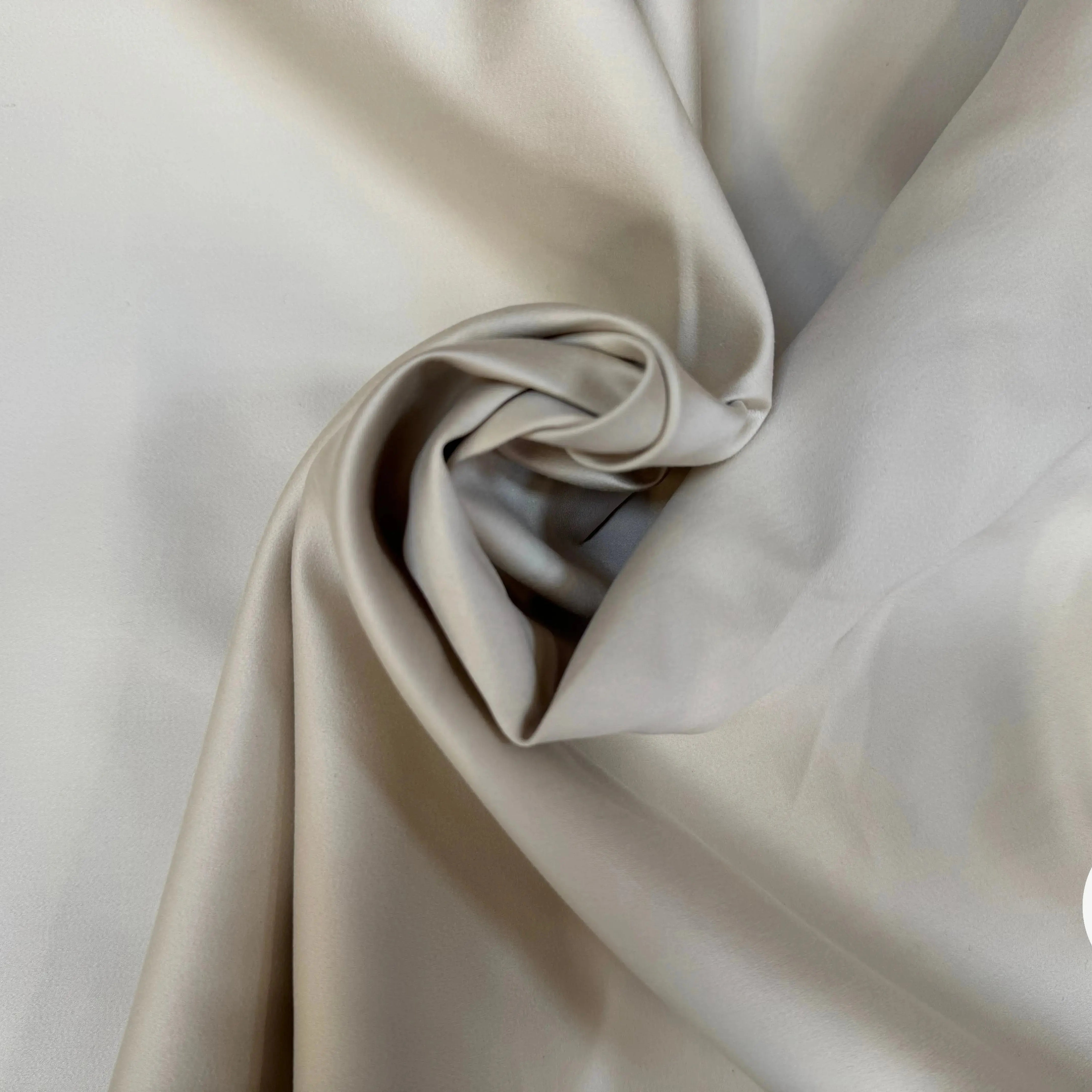 GABARDINE DE COTON ET DE SOIE 85% COTON ET 15% SOIE PEIGNÉE BEIGE - My Little Coupon