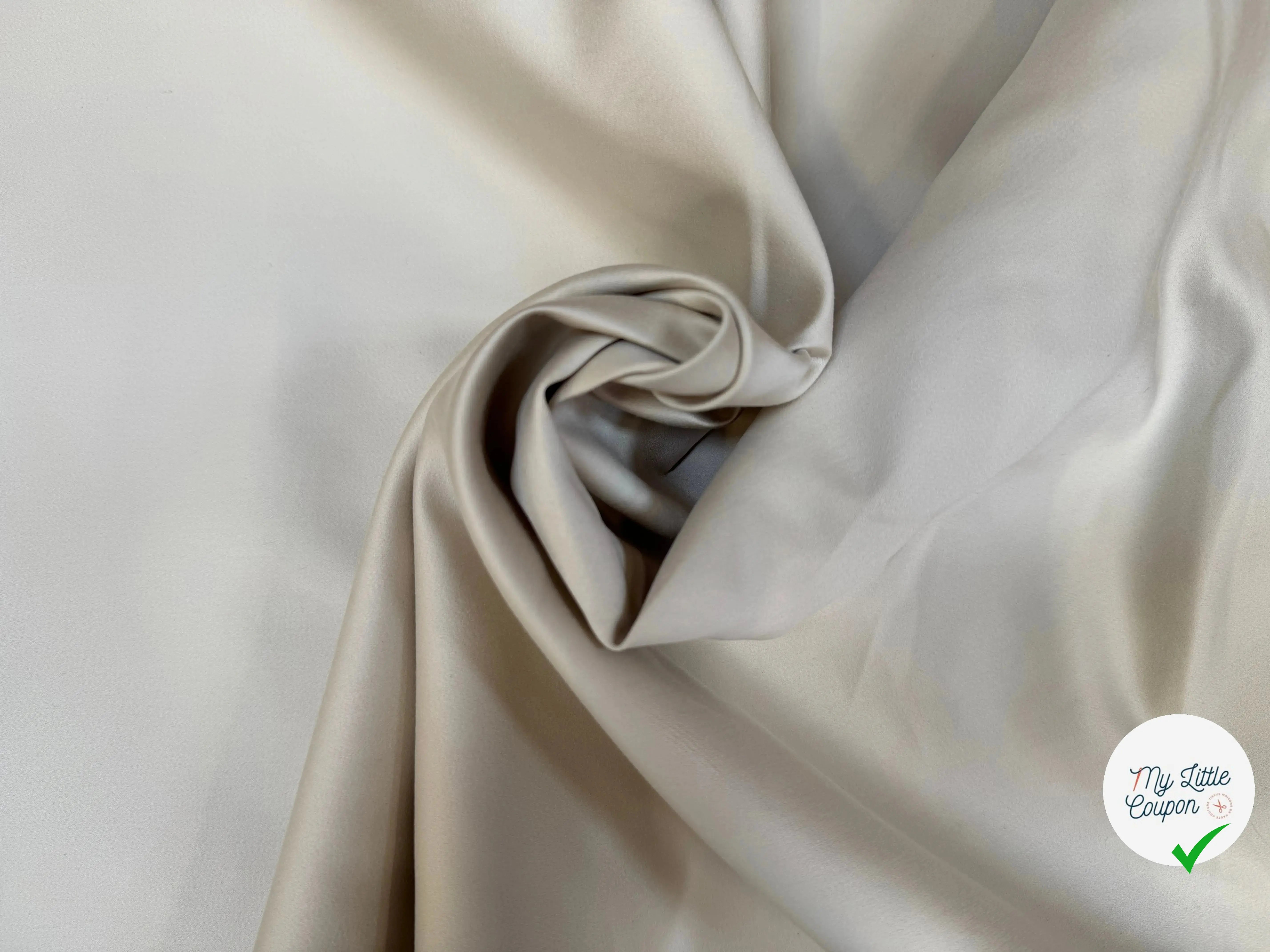 GABARDINE DE COTON ET DE SOIE 85% COTON ET 15% SOIE PEIGNÉE BEIGE - My Little Coupon