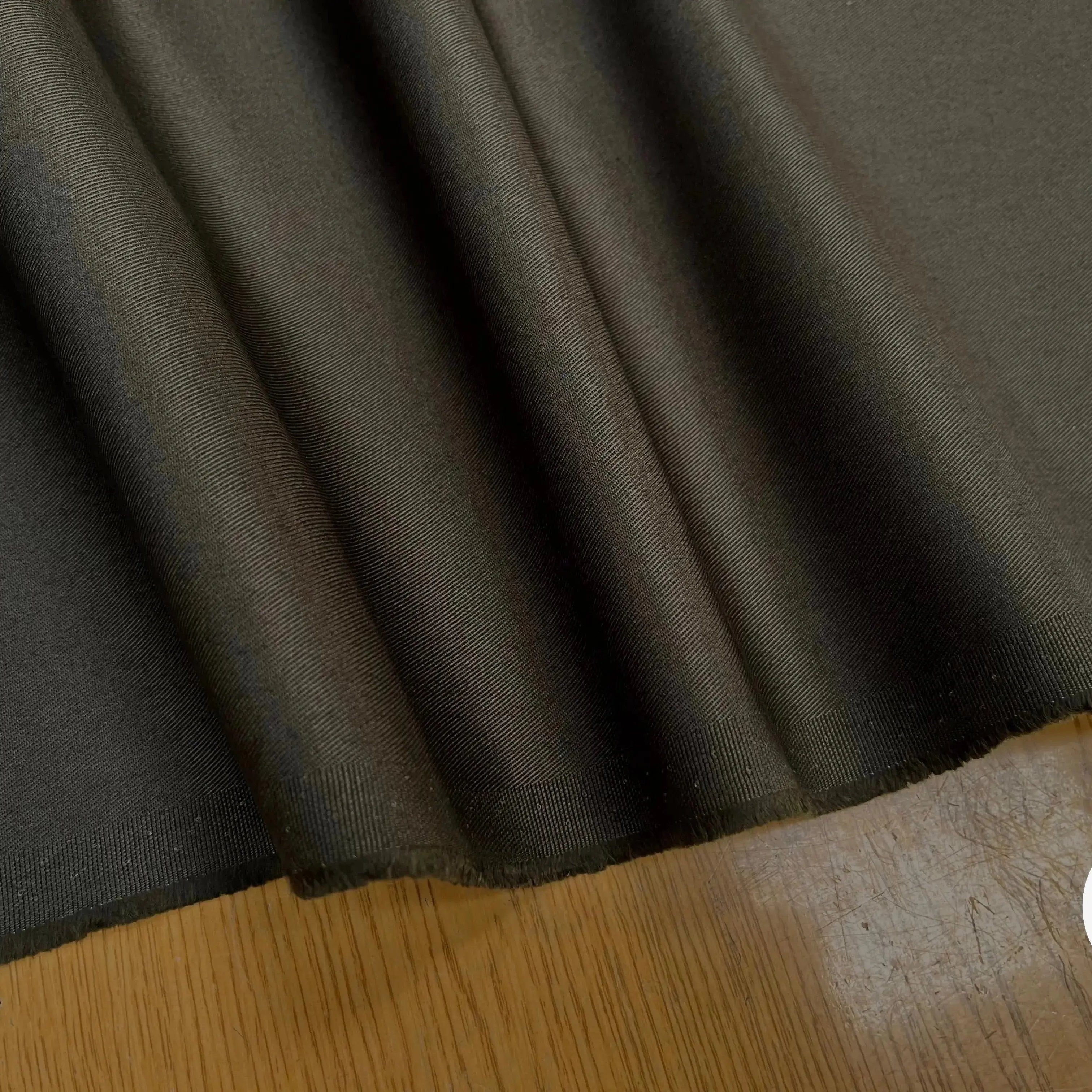 GABARDINE FINEMENT SERGÉ CRAQUANTE KAKI - My Little Coupon