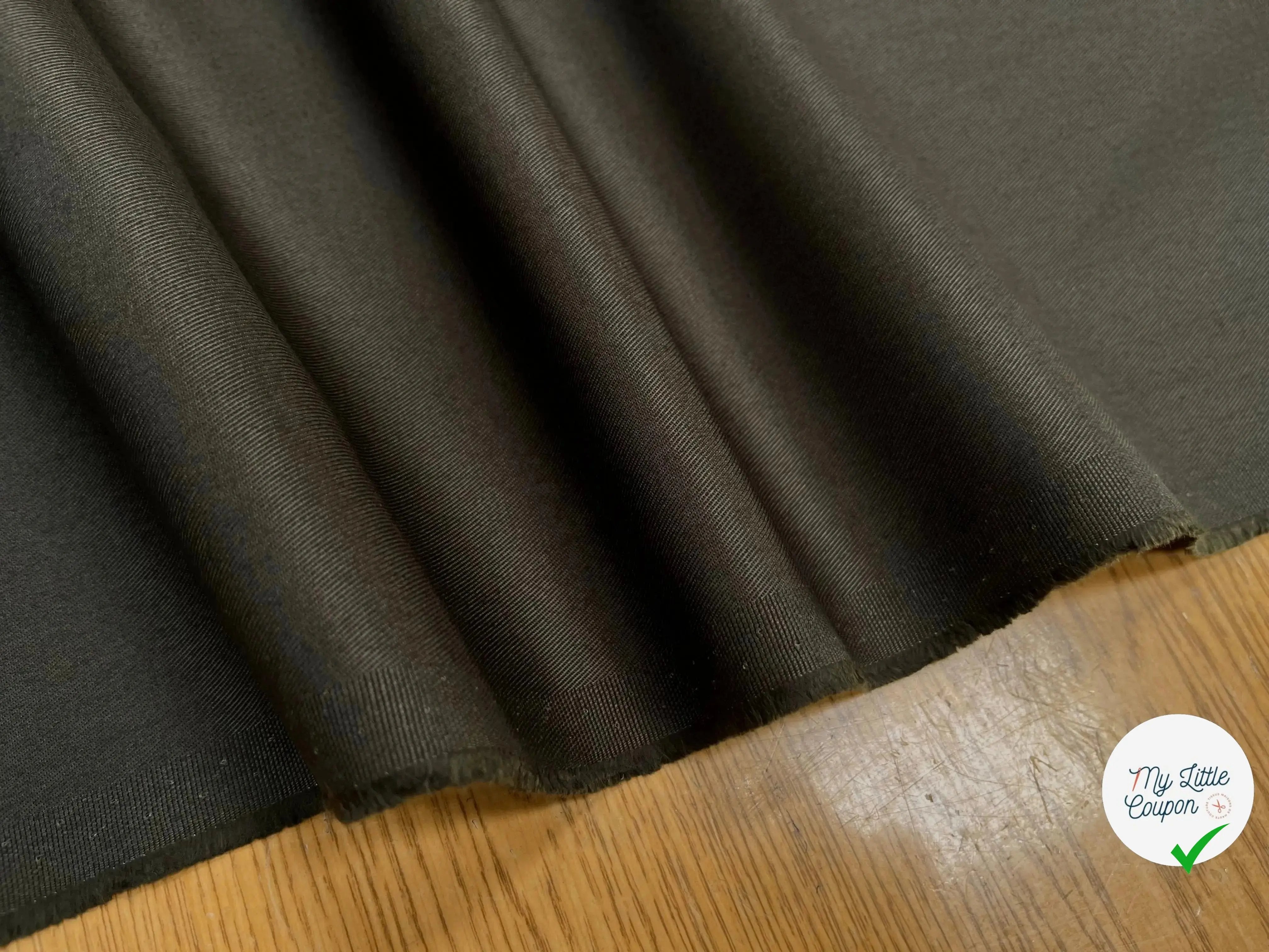 GABARDINE FINEMENT SERGÉ CRAQUANTE KAKI - My Little Coupon