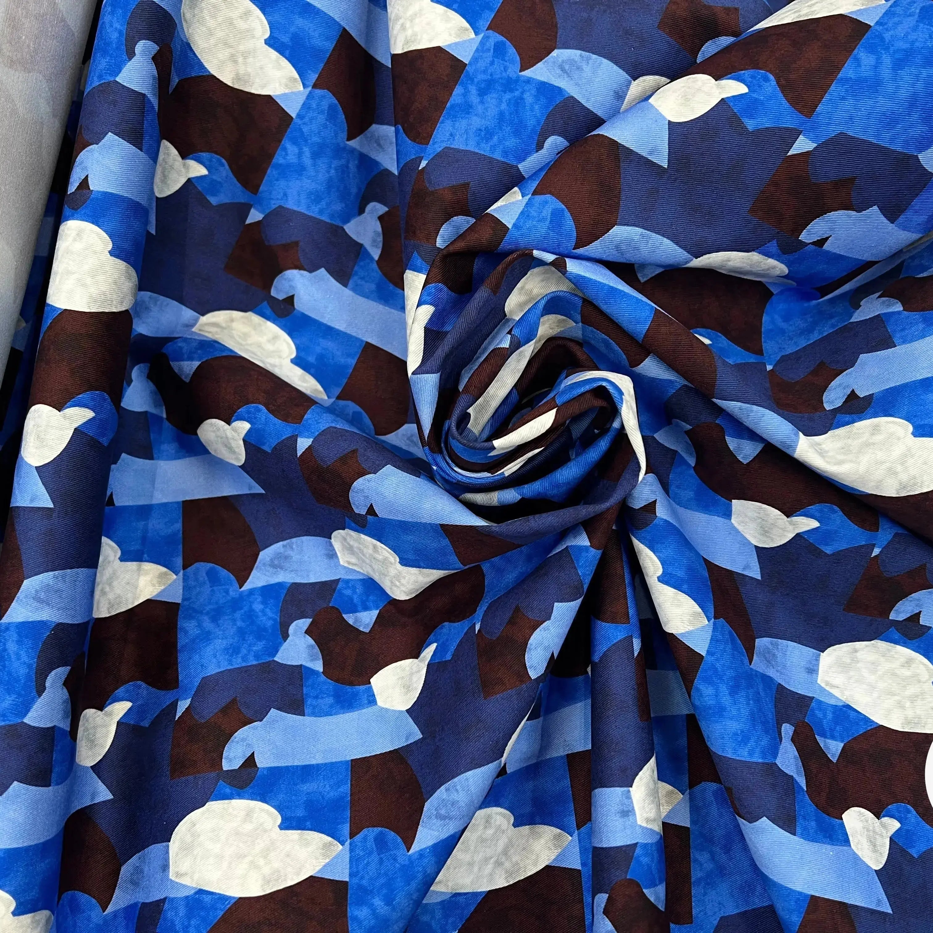 GABARDINE FINEMENT SERGÉE TACHES BLEU MARRON & BLANC MLC INTERN