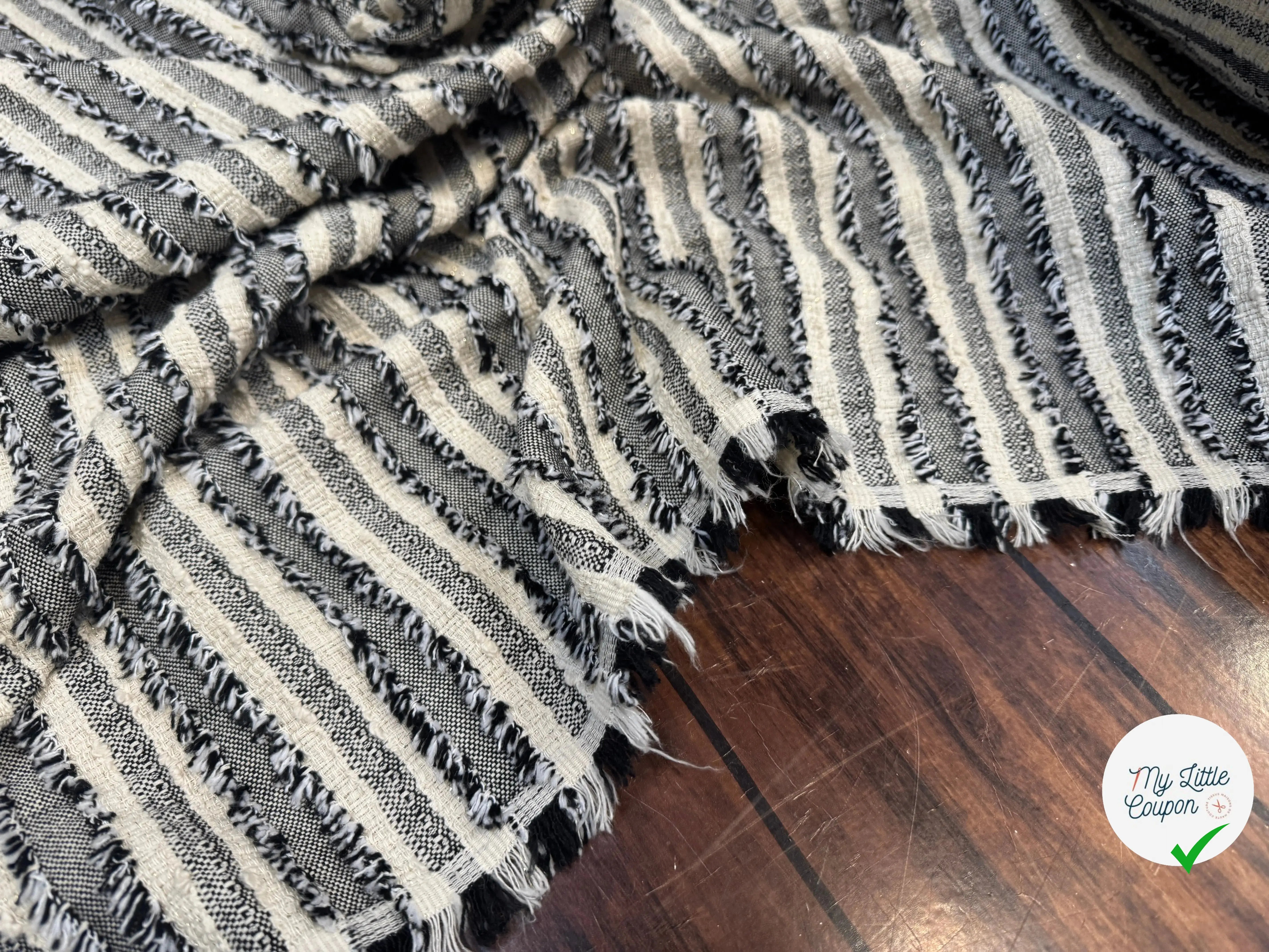 JACQUARD GROSSES RAYURES LUREX - My Little Coupon