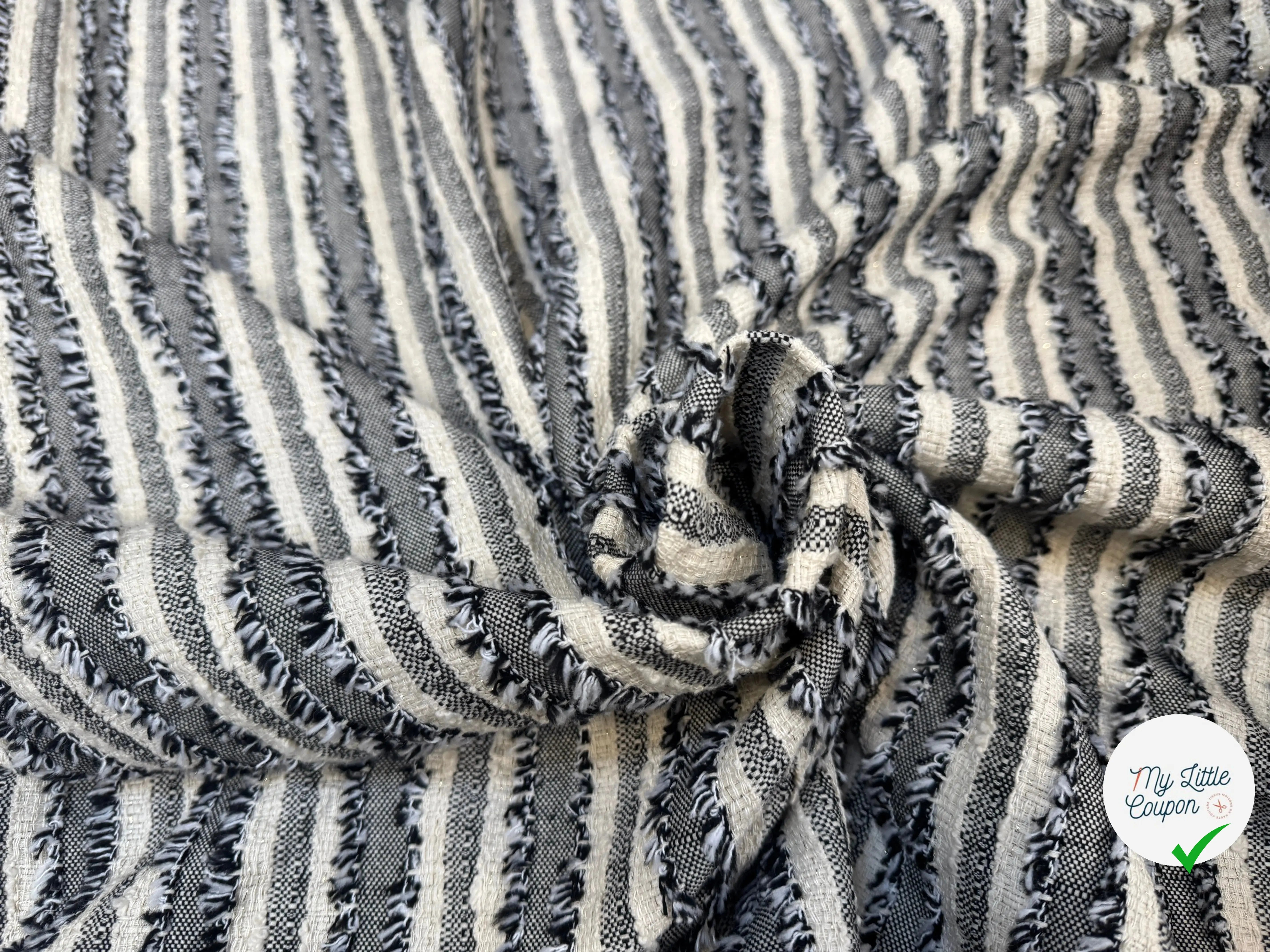 JACQUARD GROSSES RAYURES LUREX - My Little Coupon