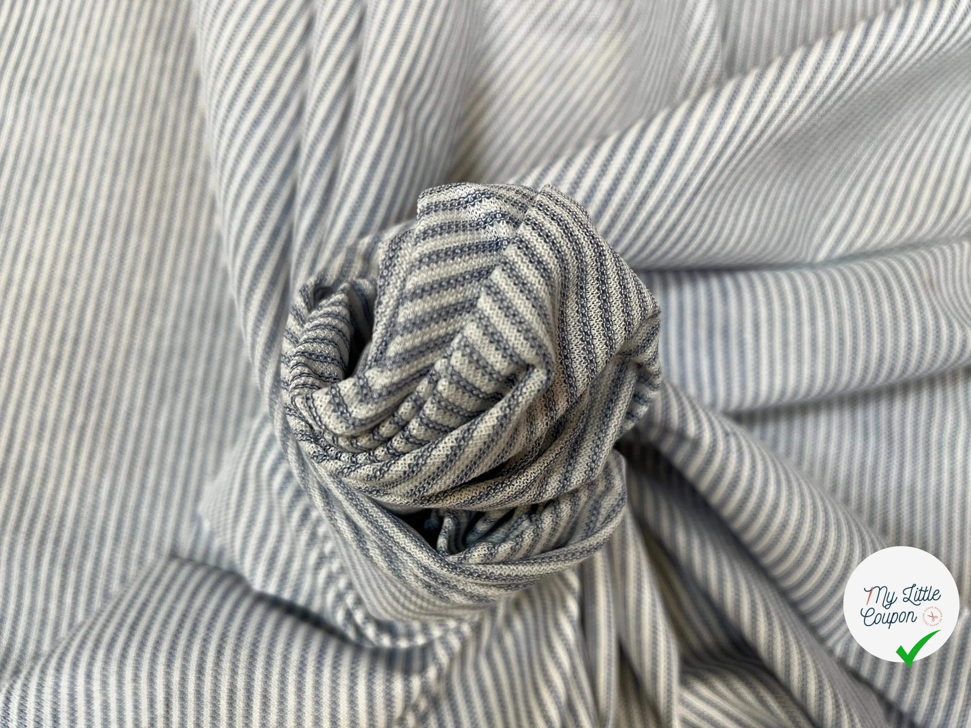 JERSEY MAILLE À RAYURES FINES BLEU JEAN - My Little Coupon