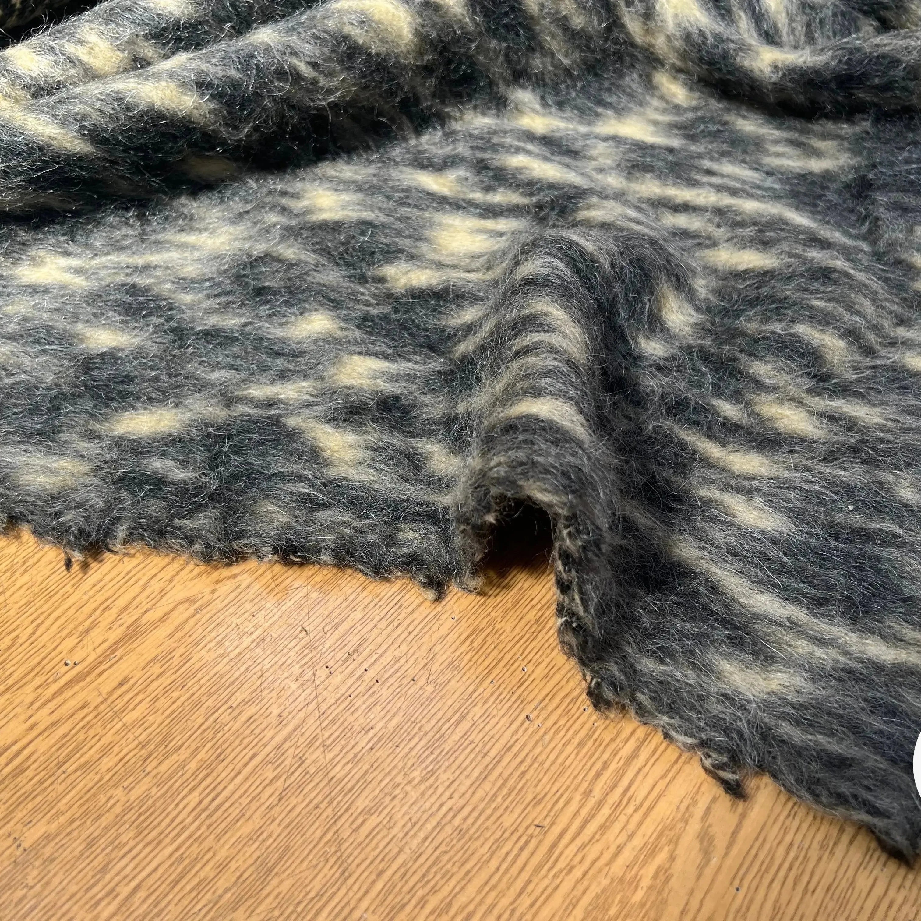 LAINAGE ALPAGA ESPRIT LÉOPARD BEIGE NOIR - My Little Coupon