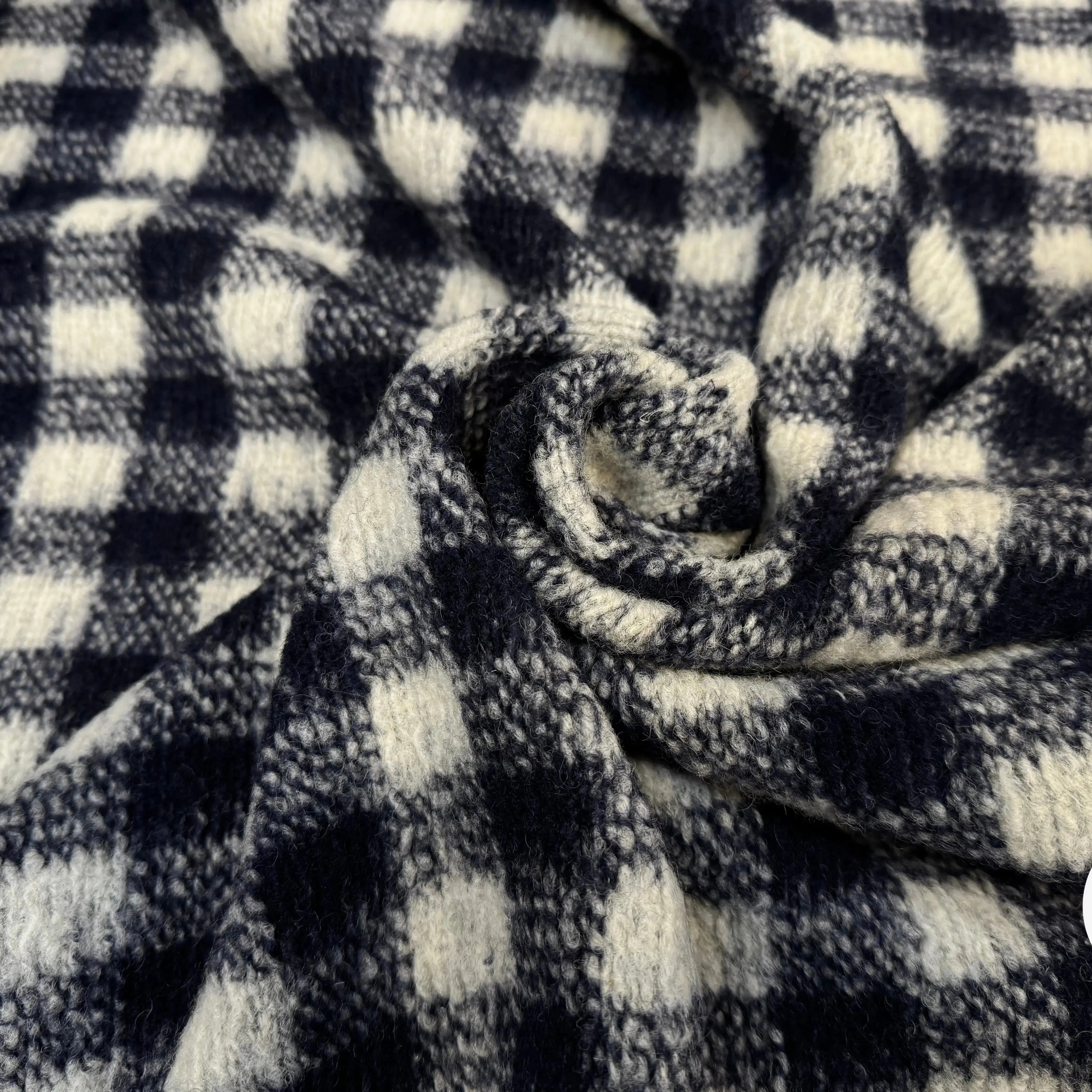 LAINAGE MANTEAU CARREAUX NAVY ET BLANC ASPECT TRICOTE - My Little Coupon