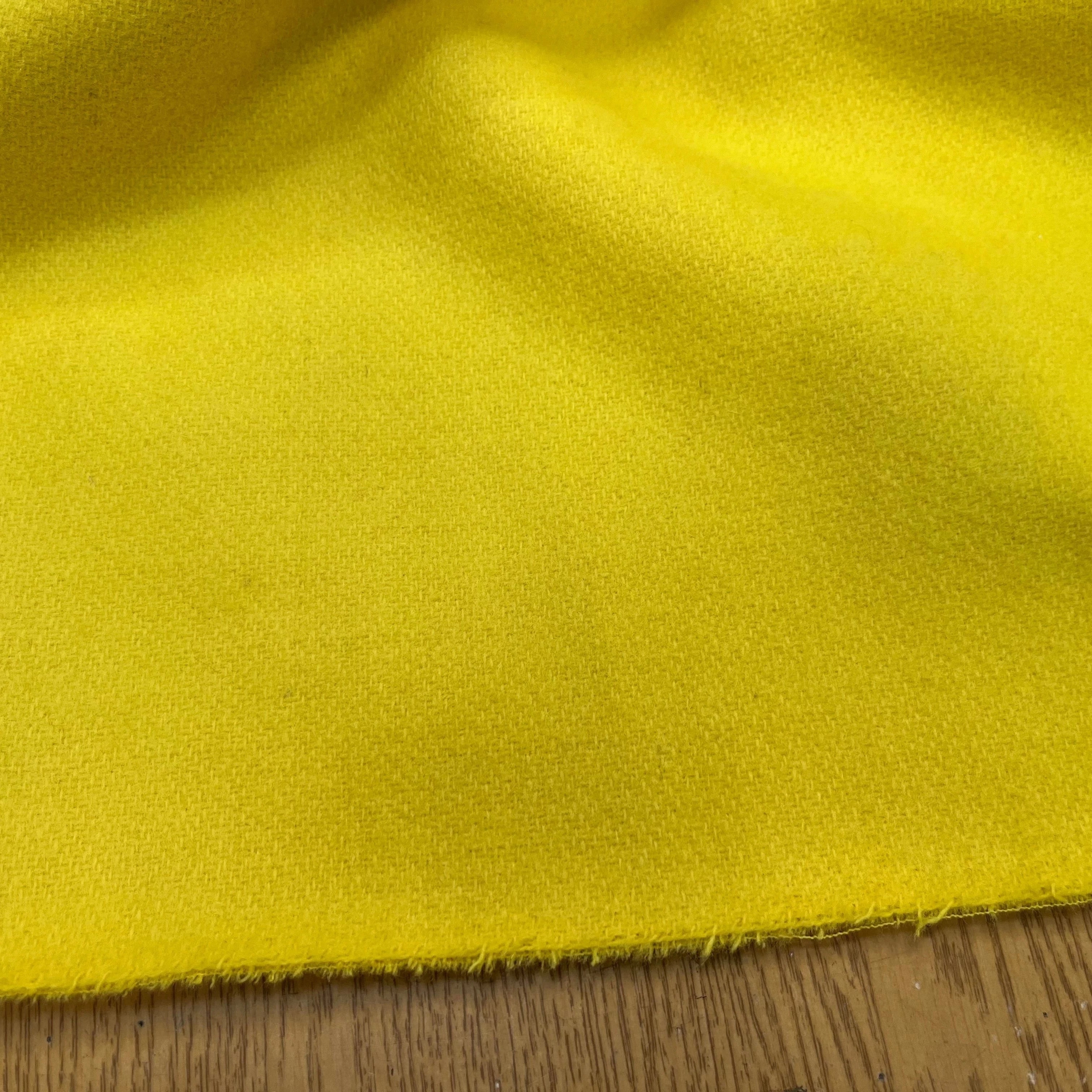 LAINAGE MANTEAU RITA LOURD ENVERS DOUX JAUNE - My Little Coupon