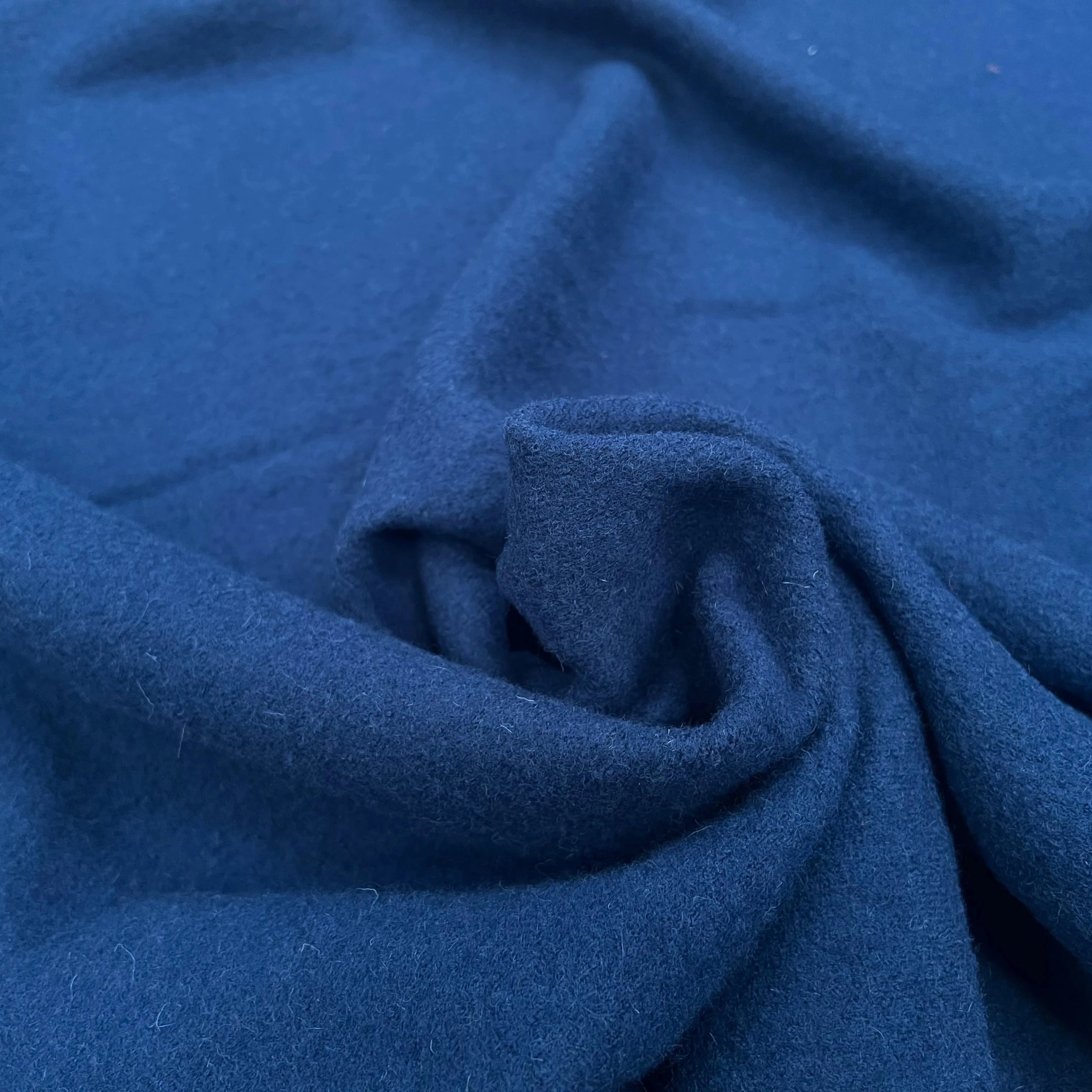 WOLLE gekochte DUNKLE JEANS 100% WOLLE - My Little Coupon