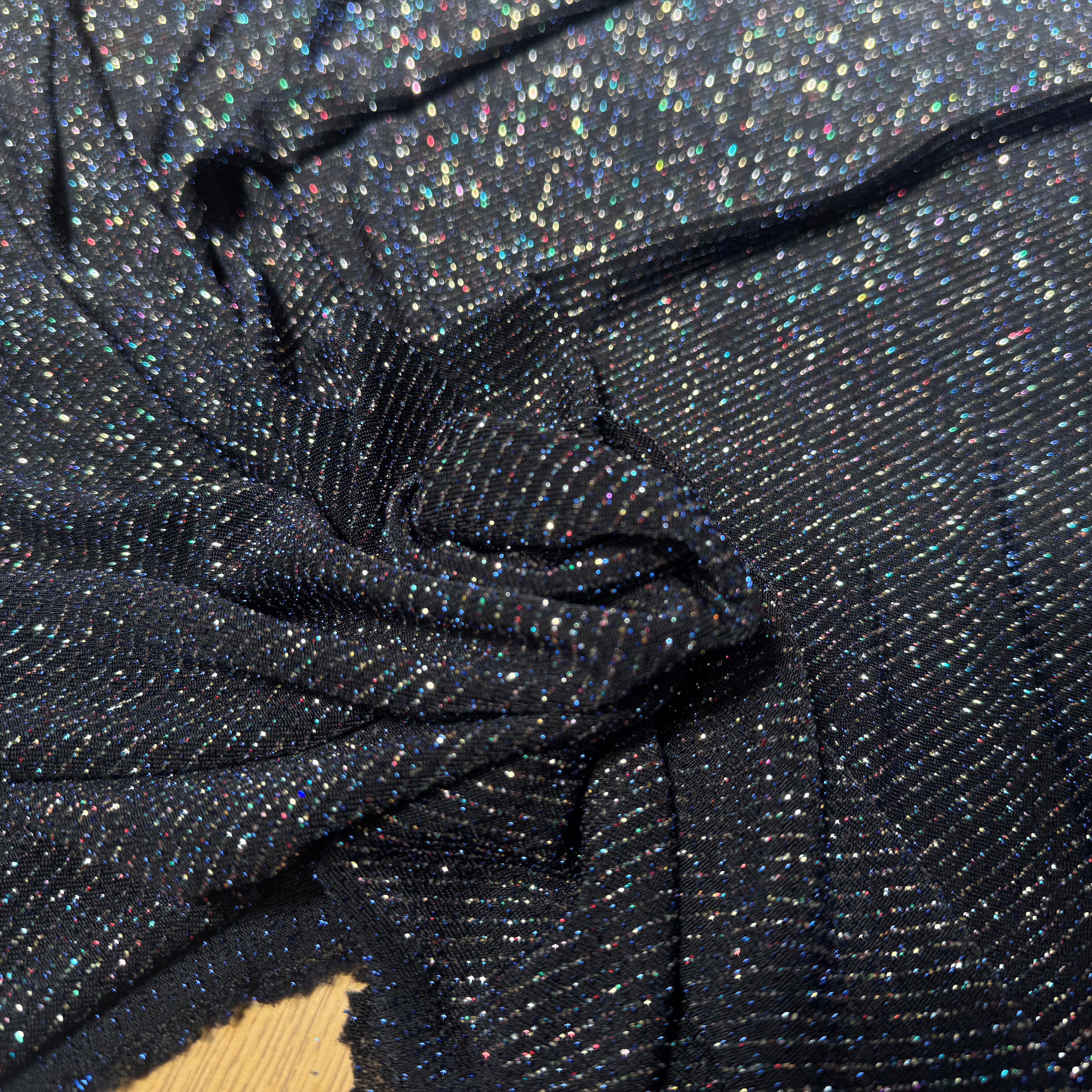 MAILLE ULTRA STRETCH ET FESTIVE FOND NOIR PAILLETTES VIOLETTE - My Little Coupon