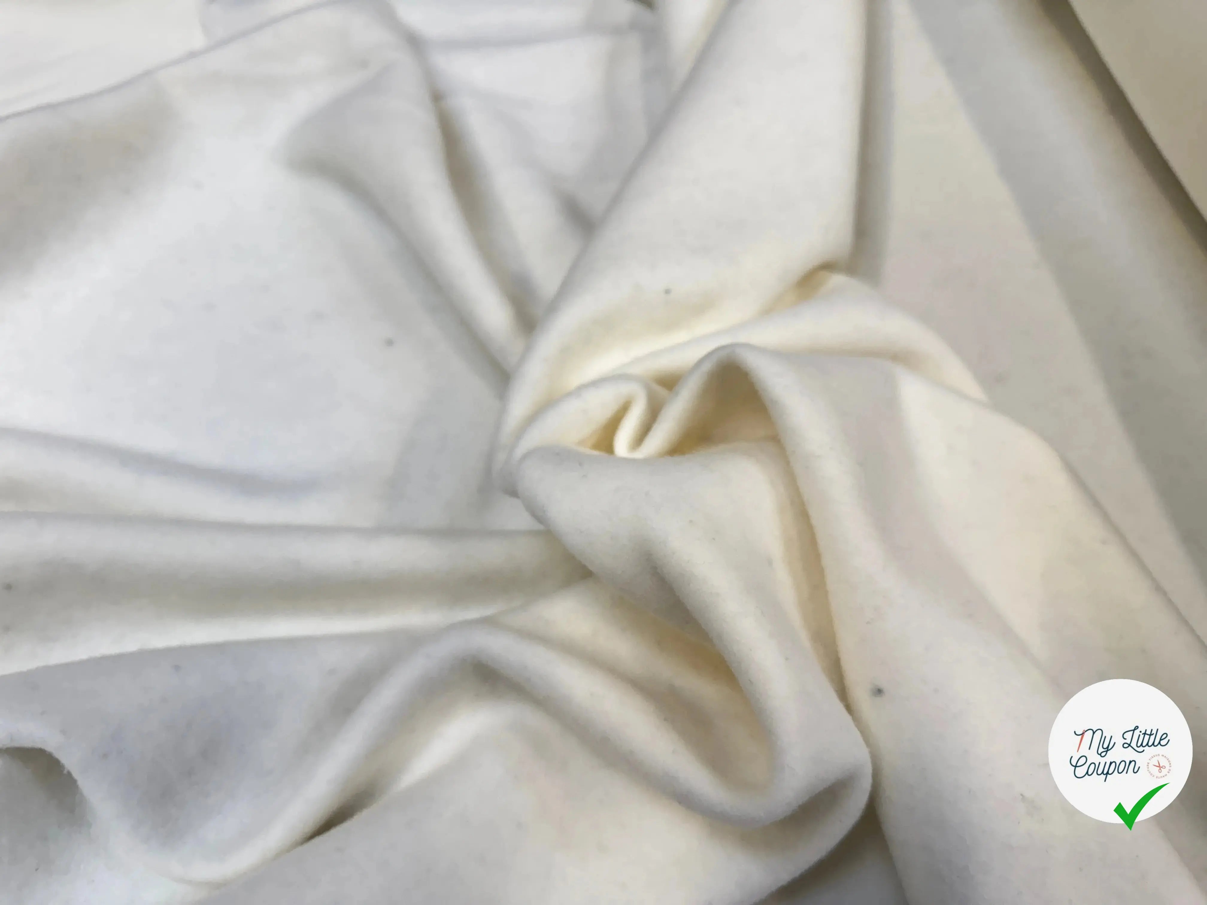 MOLLETON GRATTÉ 70% COTON ÉCRU TOUT DOUX - My Little Coupon