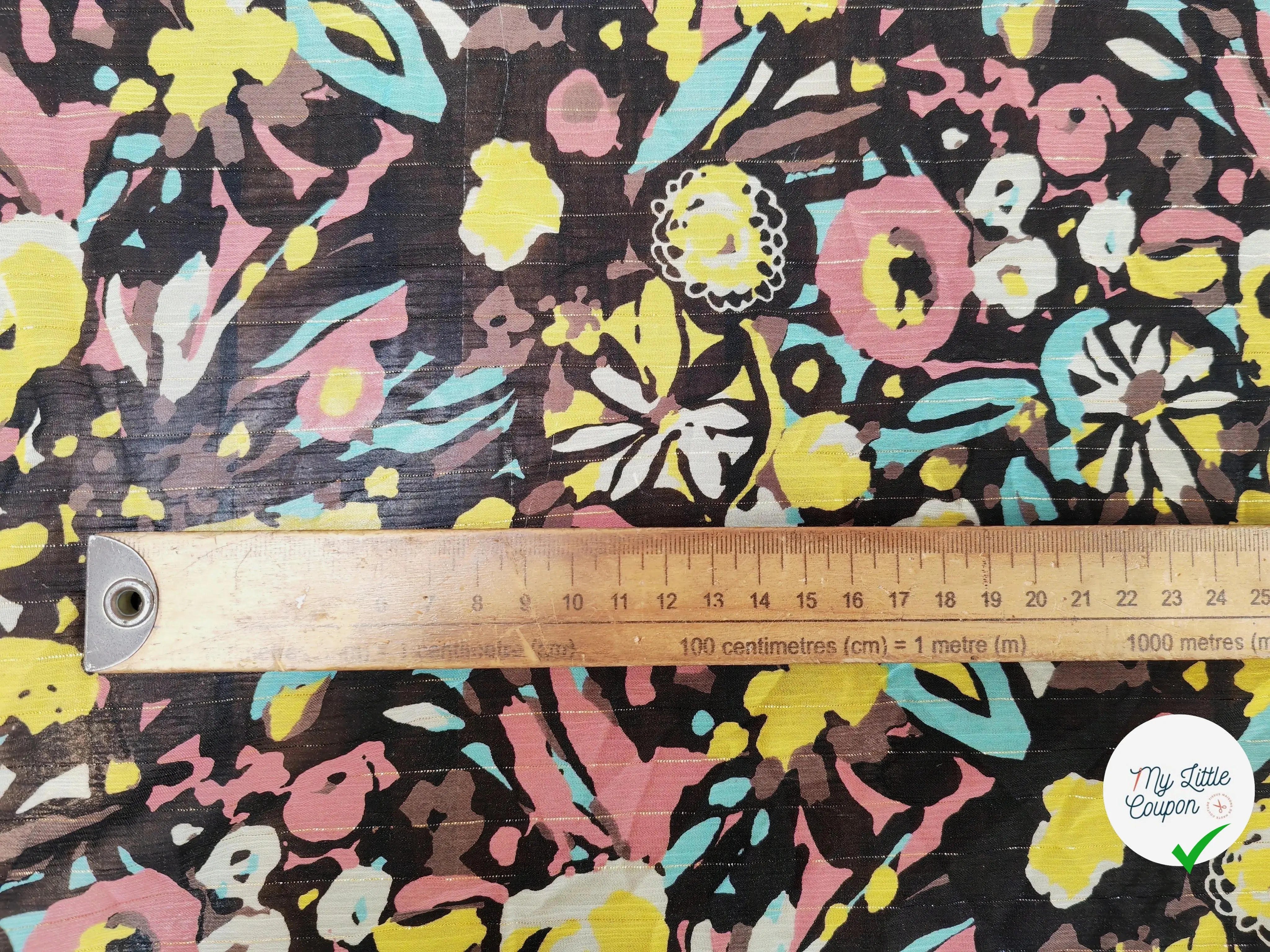 MOUSSELINE TÂCHE DE FLEURS FOND NOIR - My Little Coupon