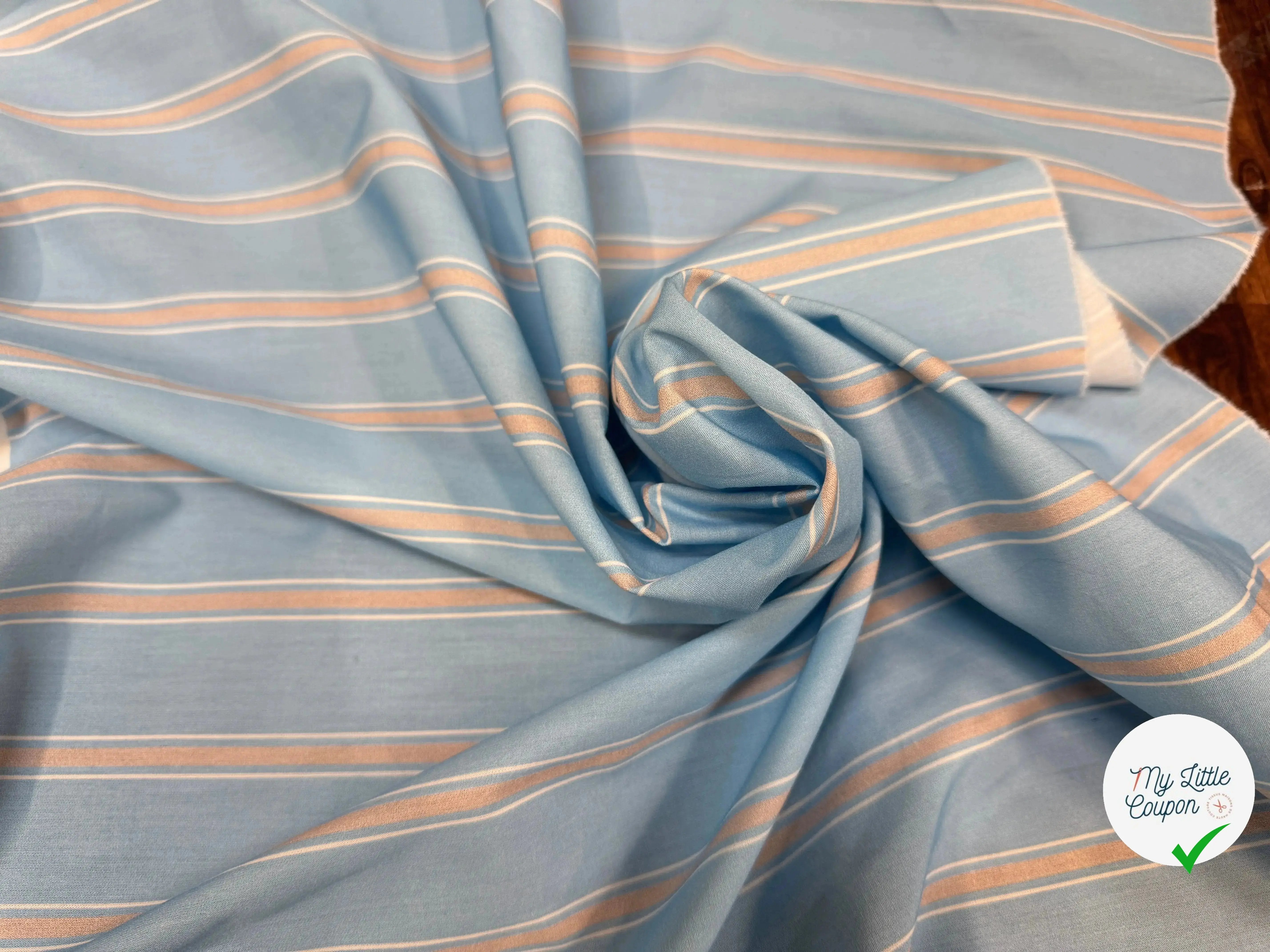 POPELINE 100% COTON RAYURES FOND BLEU - My Little Coupon